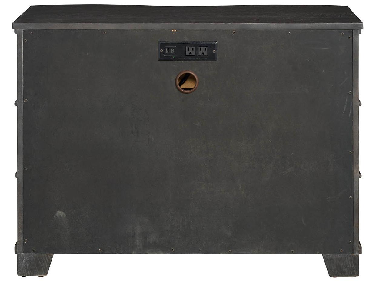 Universal Furniture Griffith Park 3-Drawers Brown Dresser