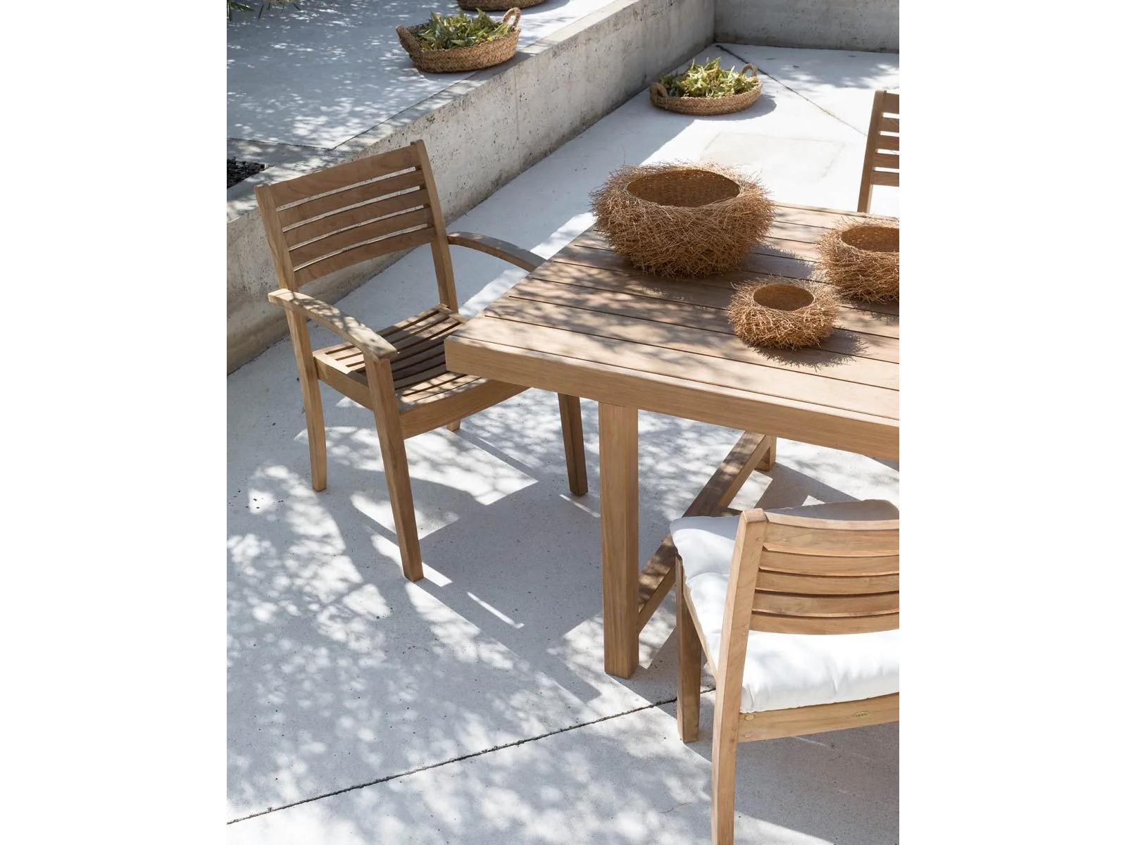 UnoPiu Chelsea Stackable Small Armchair