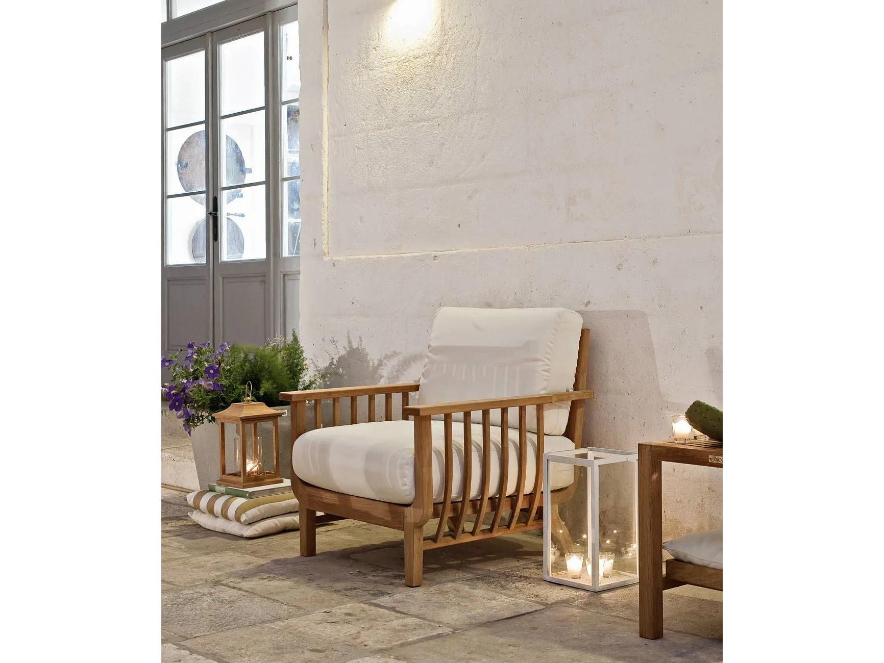 UnoPiu Chelsea Armchair