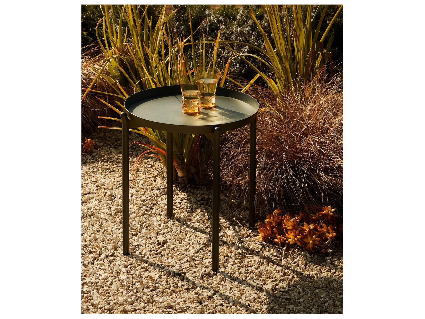 UnoPiu Fresbee Aluminum  Coffee Table