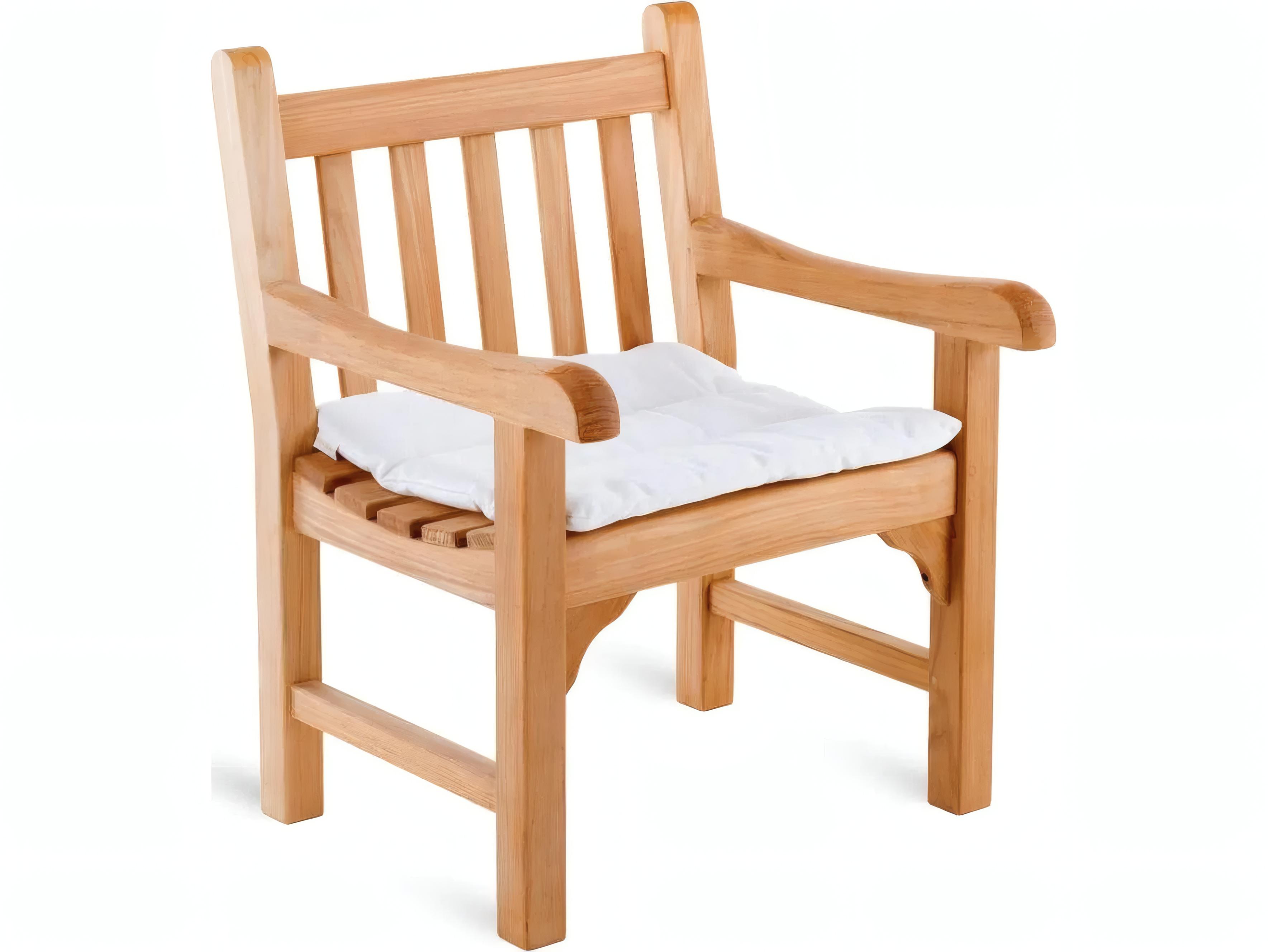 UnoPiu Chelsea Armchair