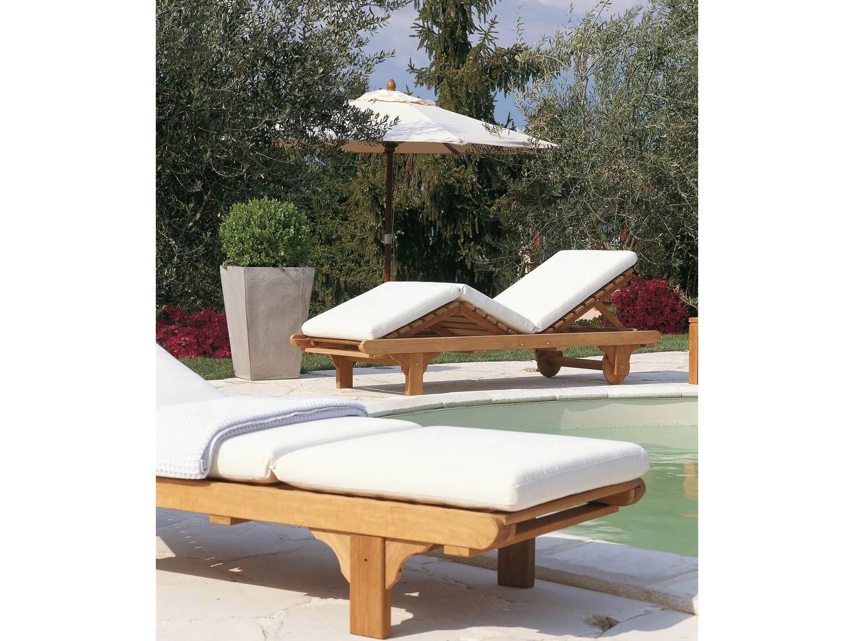 UnoPiu Chelsea Teak Sunlounger