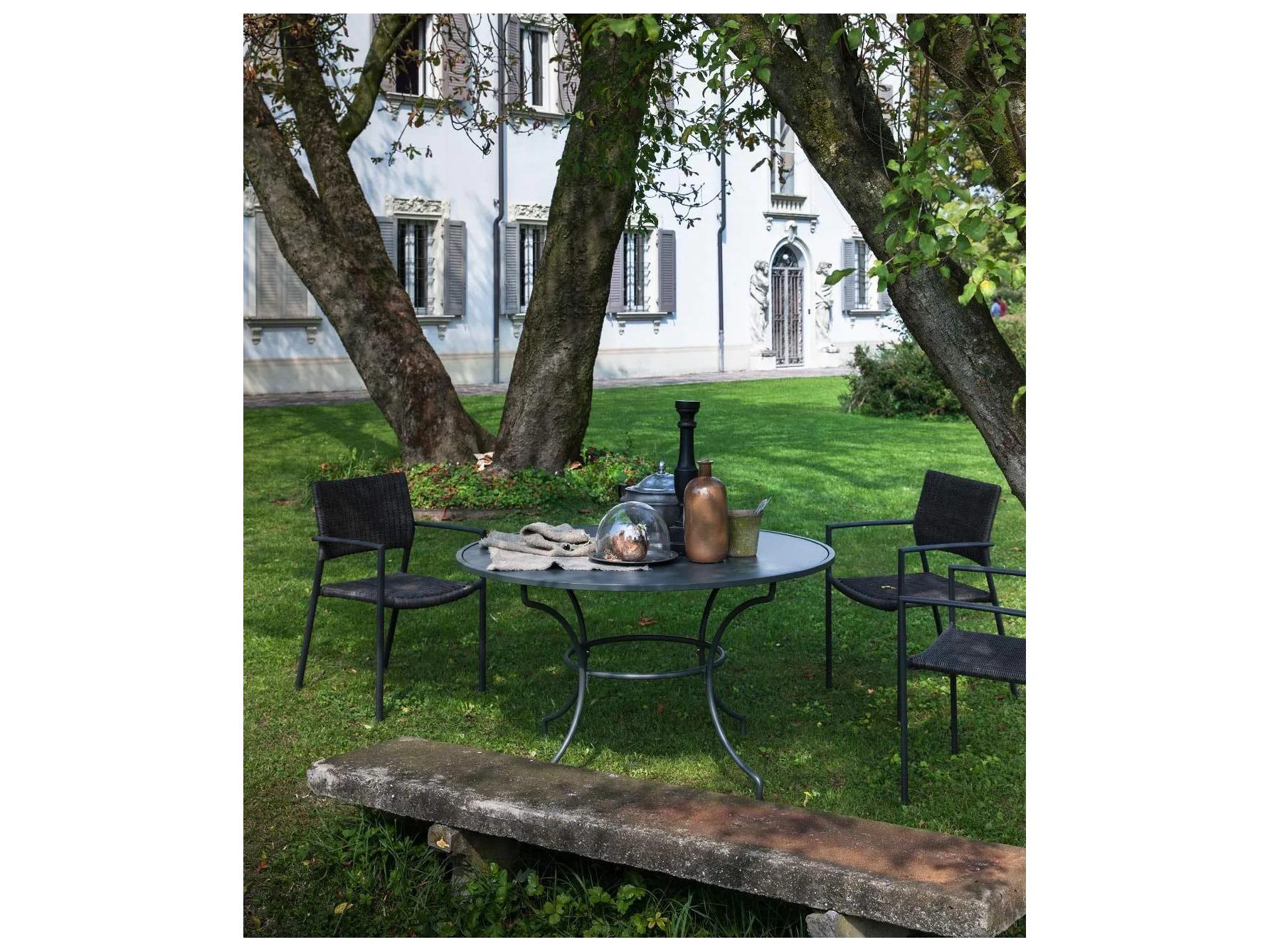 UnoPiu Experience Aluminum Small Armchair