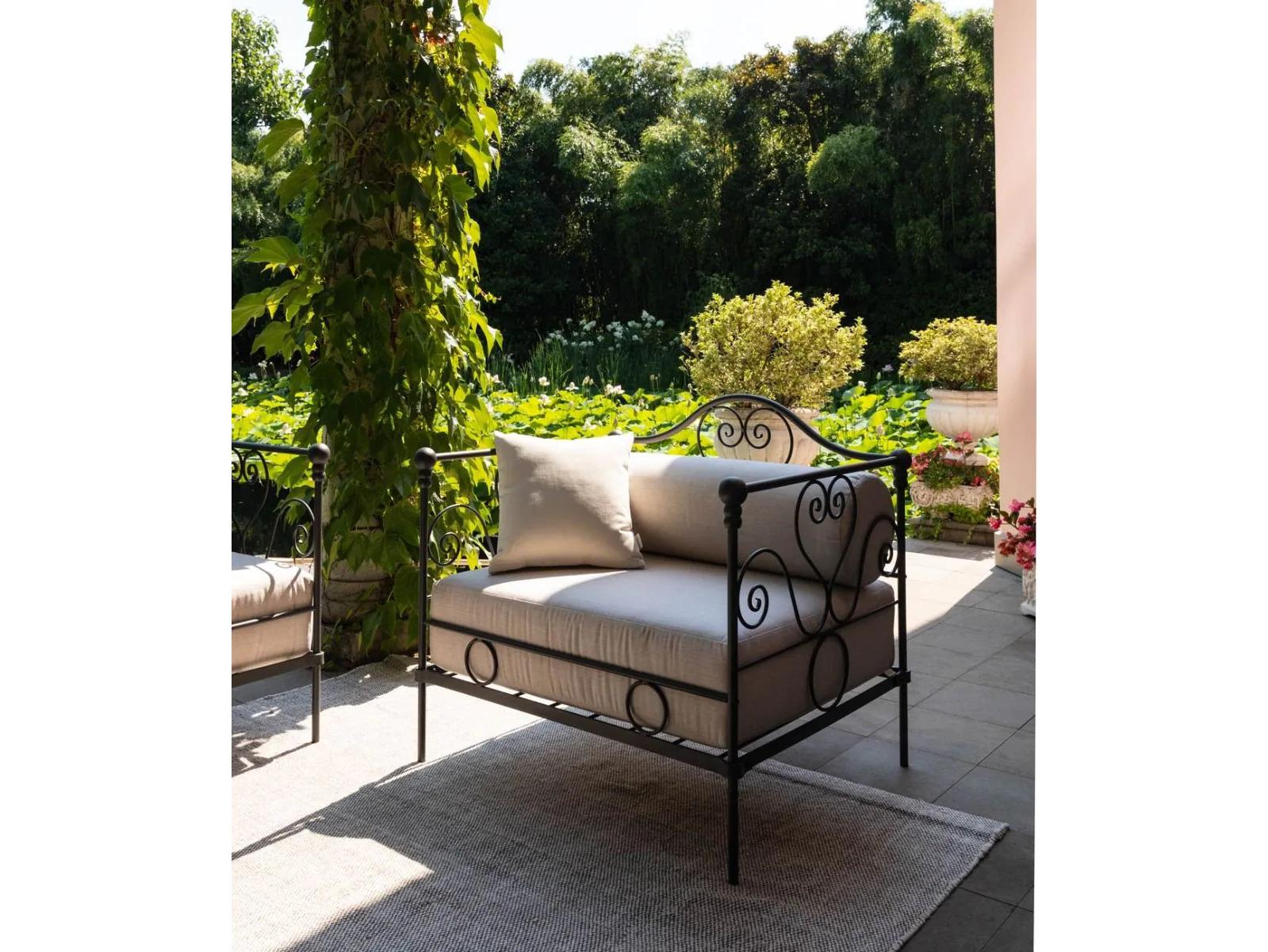 UnoPiu Aurora Large Armchair