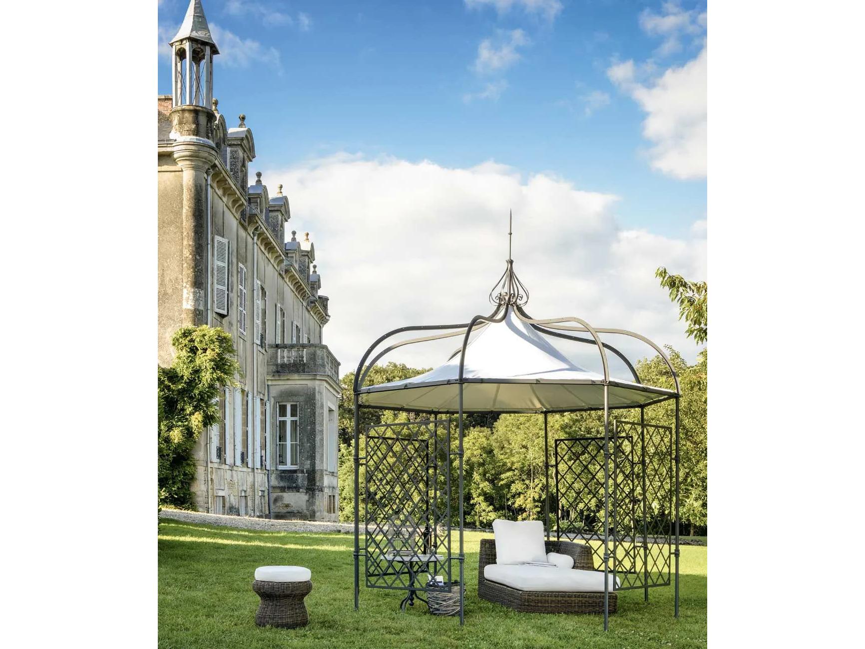 UnoPiu Solaire Pavillion Octagonal