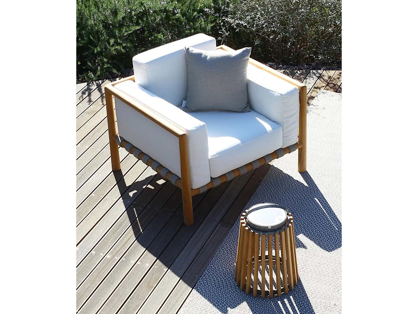 UnoPiu Pevero Teak Armchair with Cushions