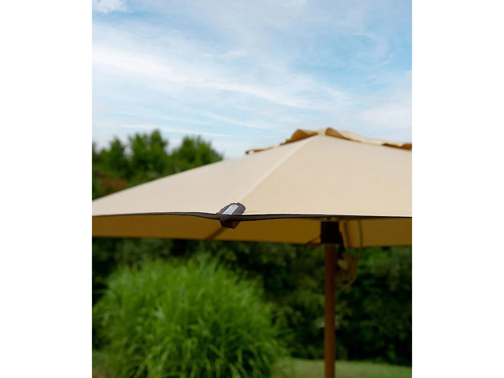 UnoPiu Damian Wood 118.11" Square Umbrella