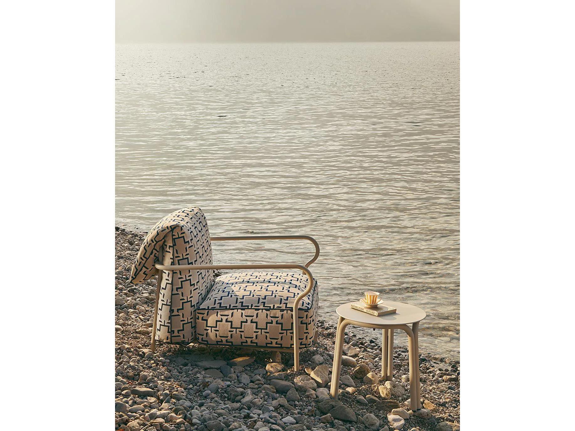 UnoPiu Salo Aluminum Terracotta Armchair with Cushions