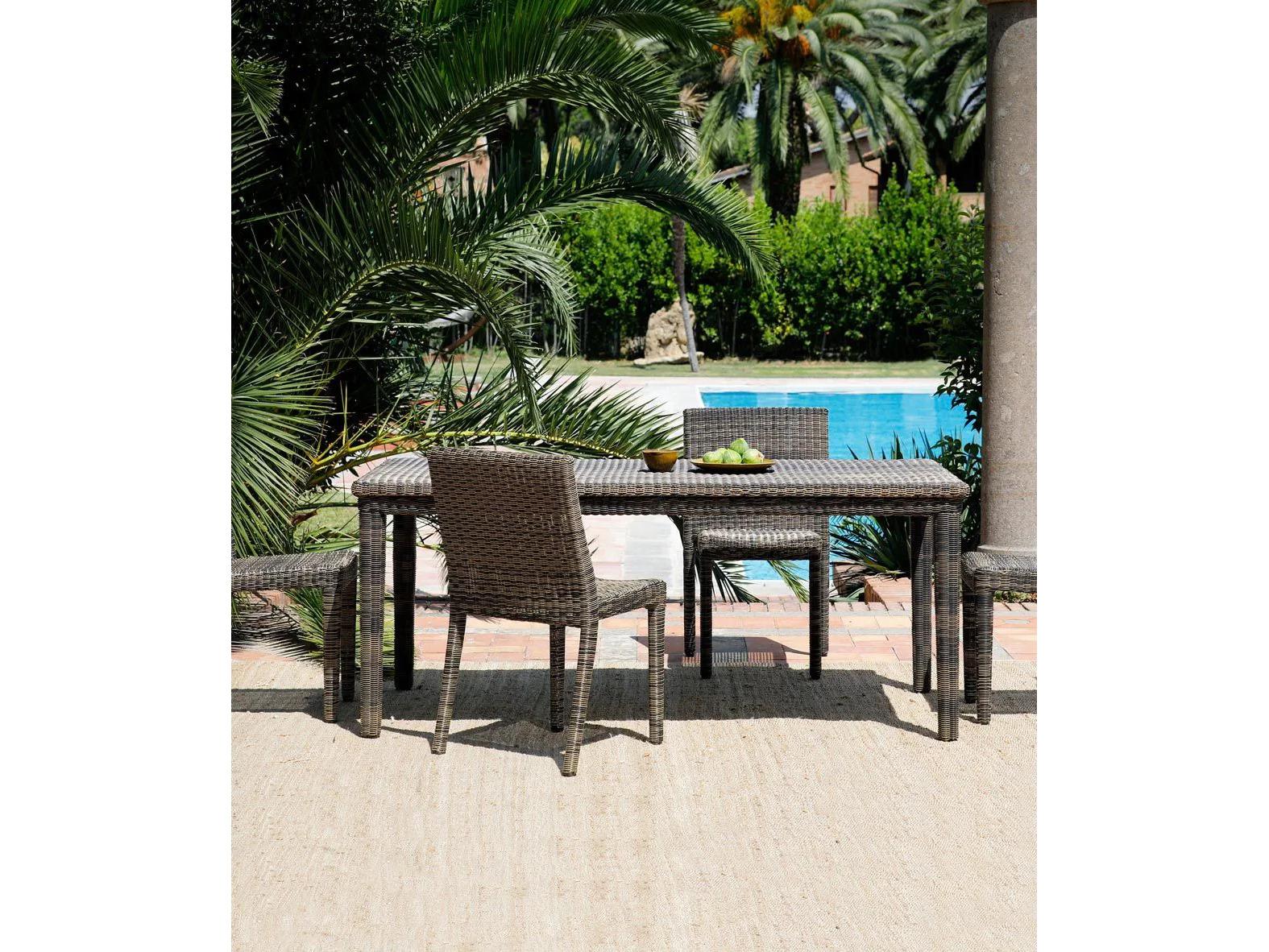 UnoPiu Agora Rectangular Dining Table in WaProLace