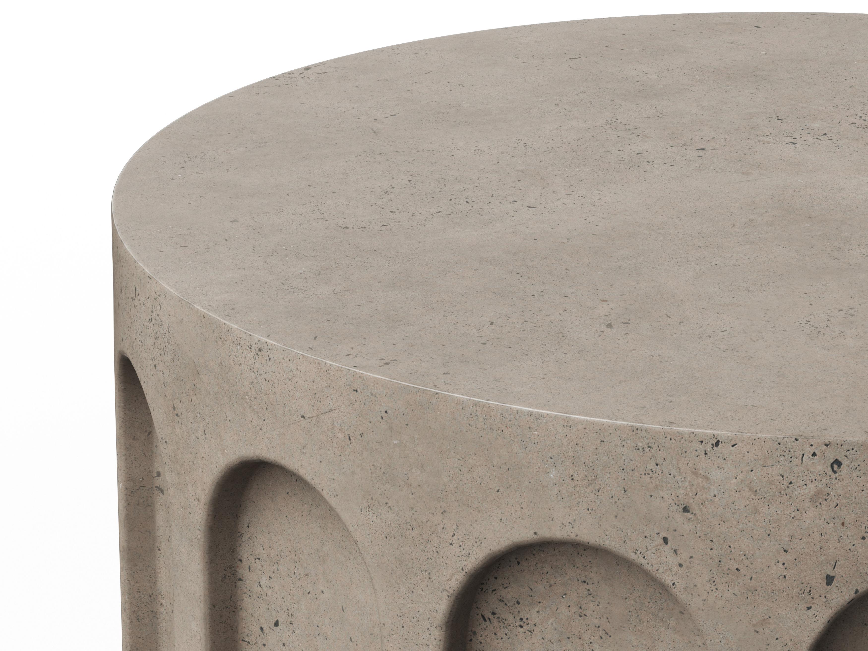 Urbia Outdoor Mixx Dark Grey Concrete Round Coffee Table