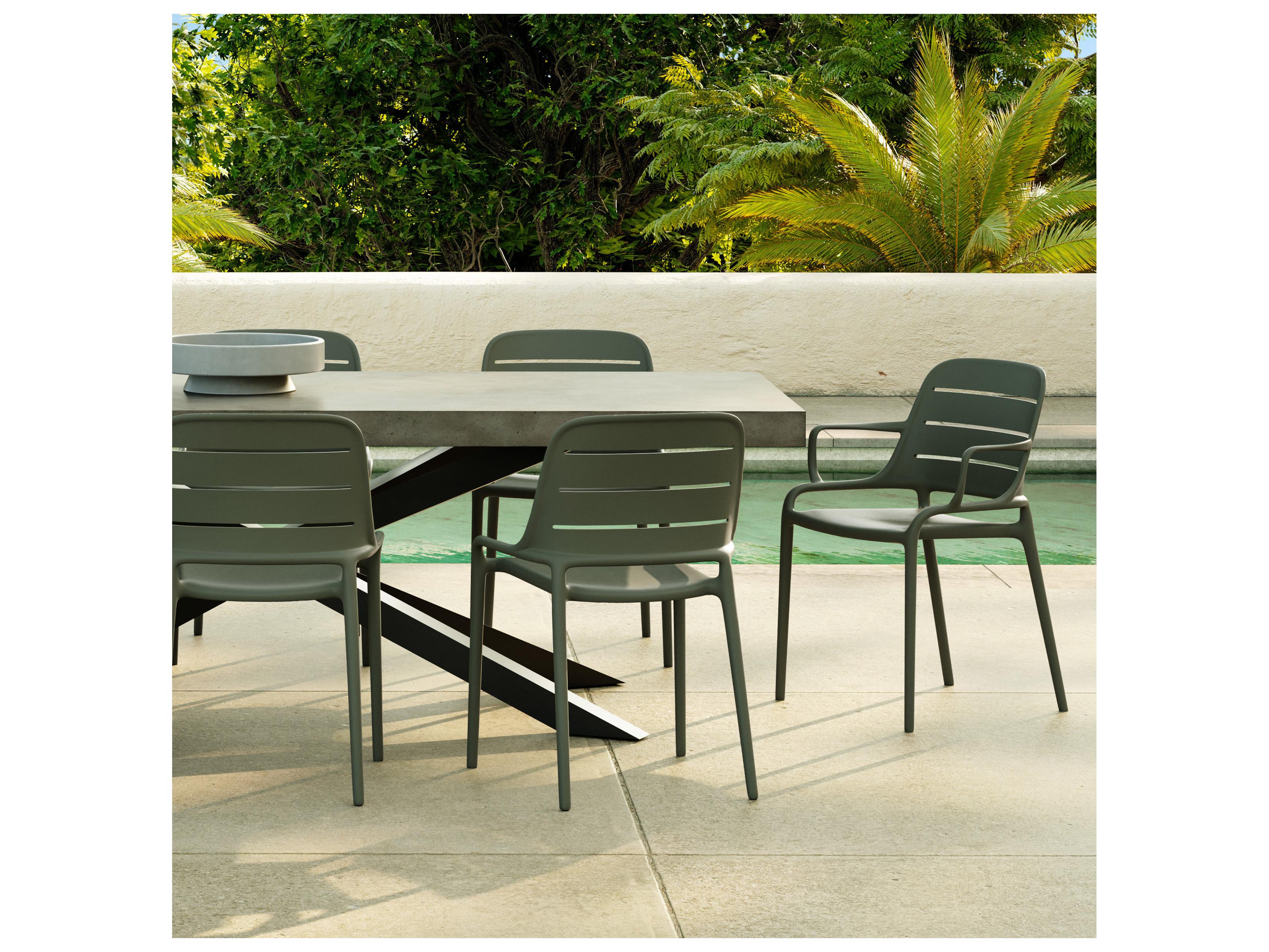 Urbia Outdoor Mixx Dark Grey Black Concrete Rectangular Dining Table