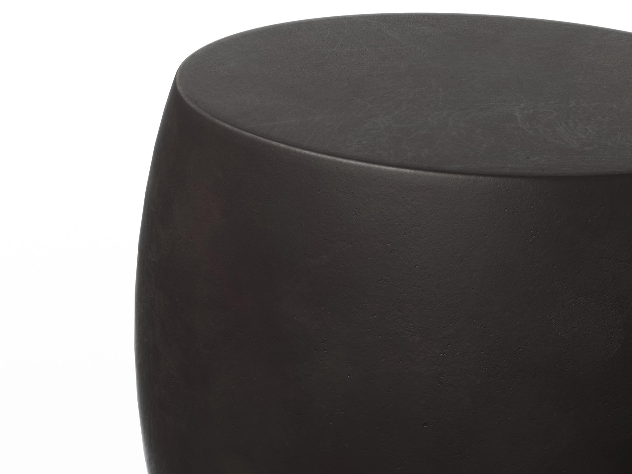 Urbia Outdoor Mixx Lava Concrete Round End Table