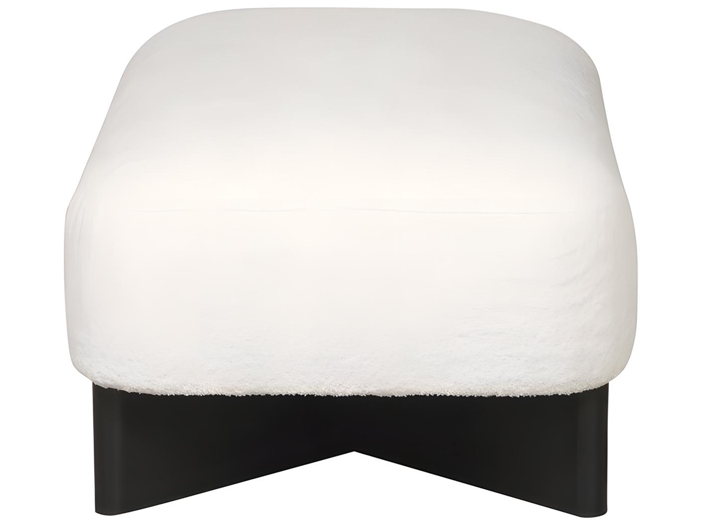 Vanguard Furniture Ease Lola Bumper