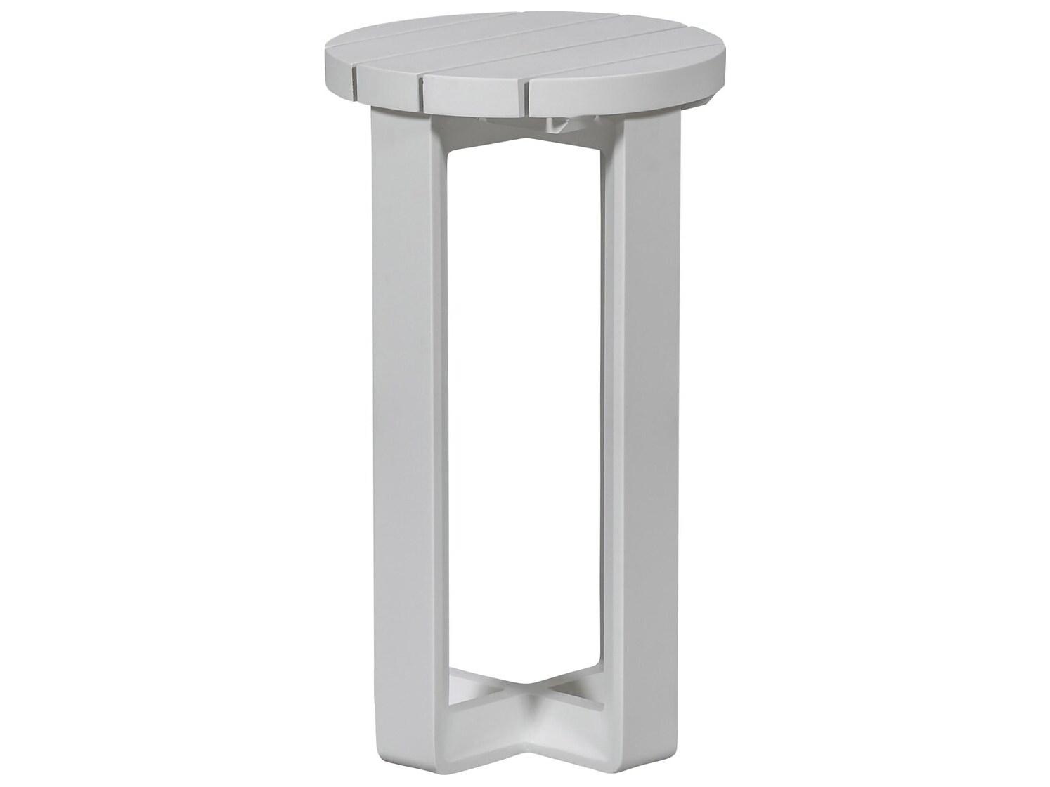 Vanguard Furniture Outdoor Breeze Spot Table