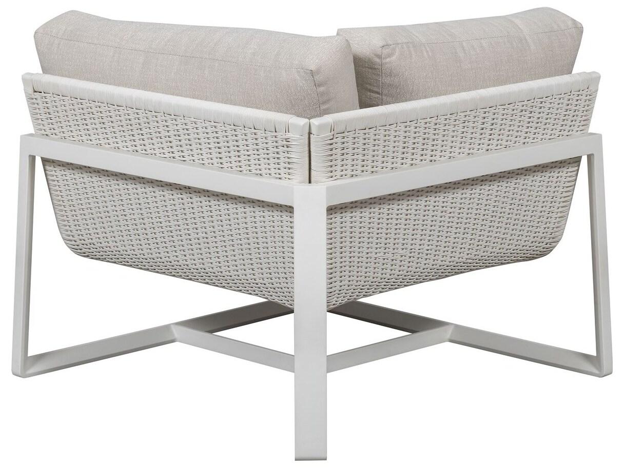 Vanguard Furniture Outdoor Breeze Corner Chair