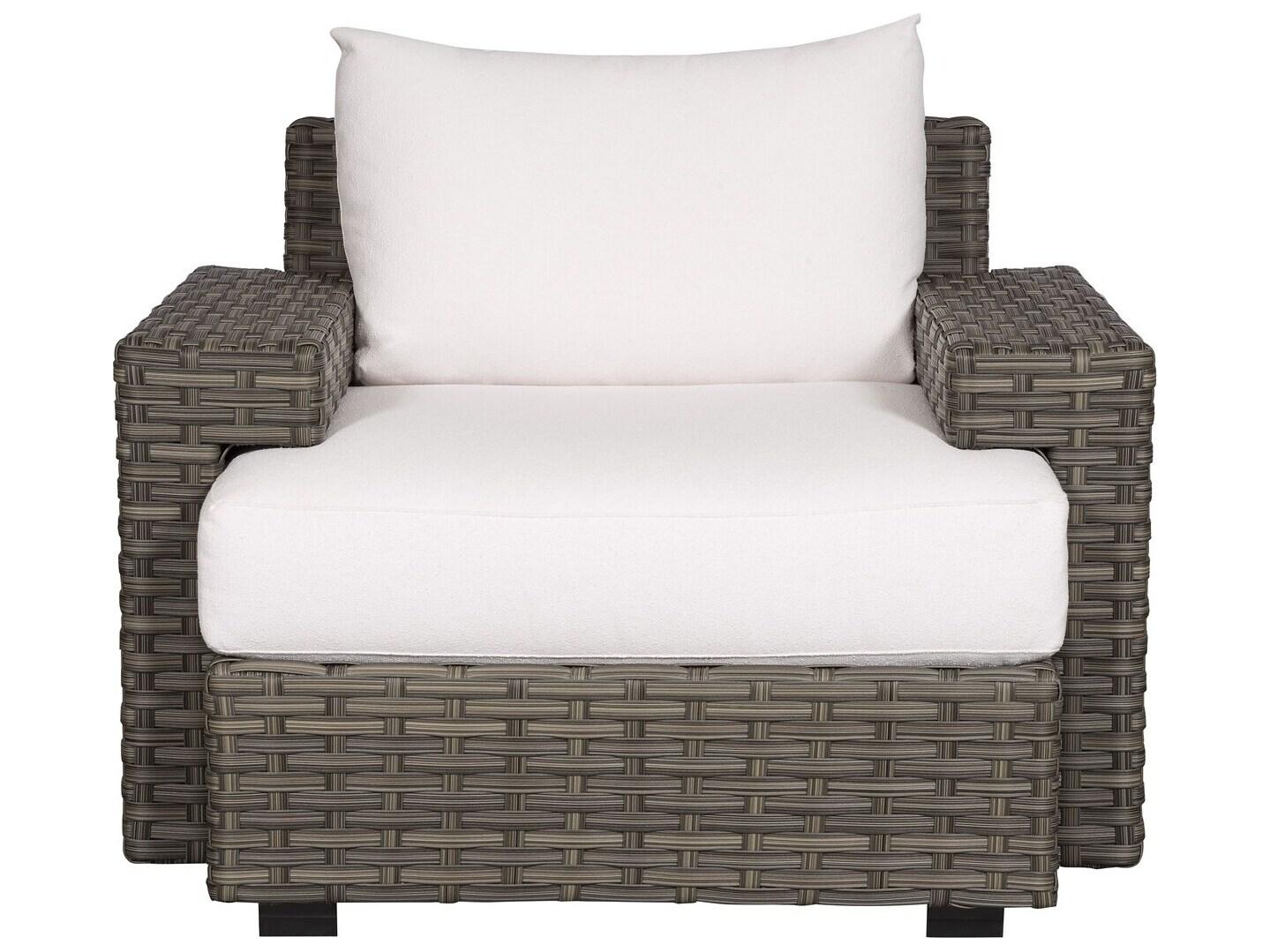 Vanguard Furniture Outdoor Townsend Lounge Chair