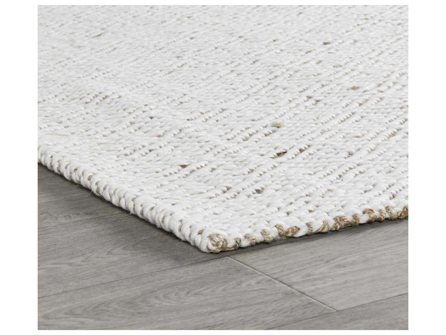 Villa by Classic Home Toma Geometric Area Rug