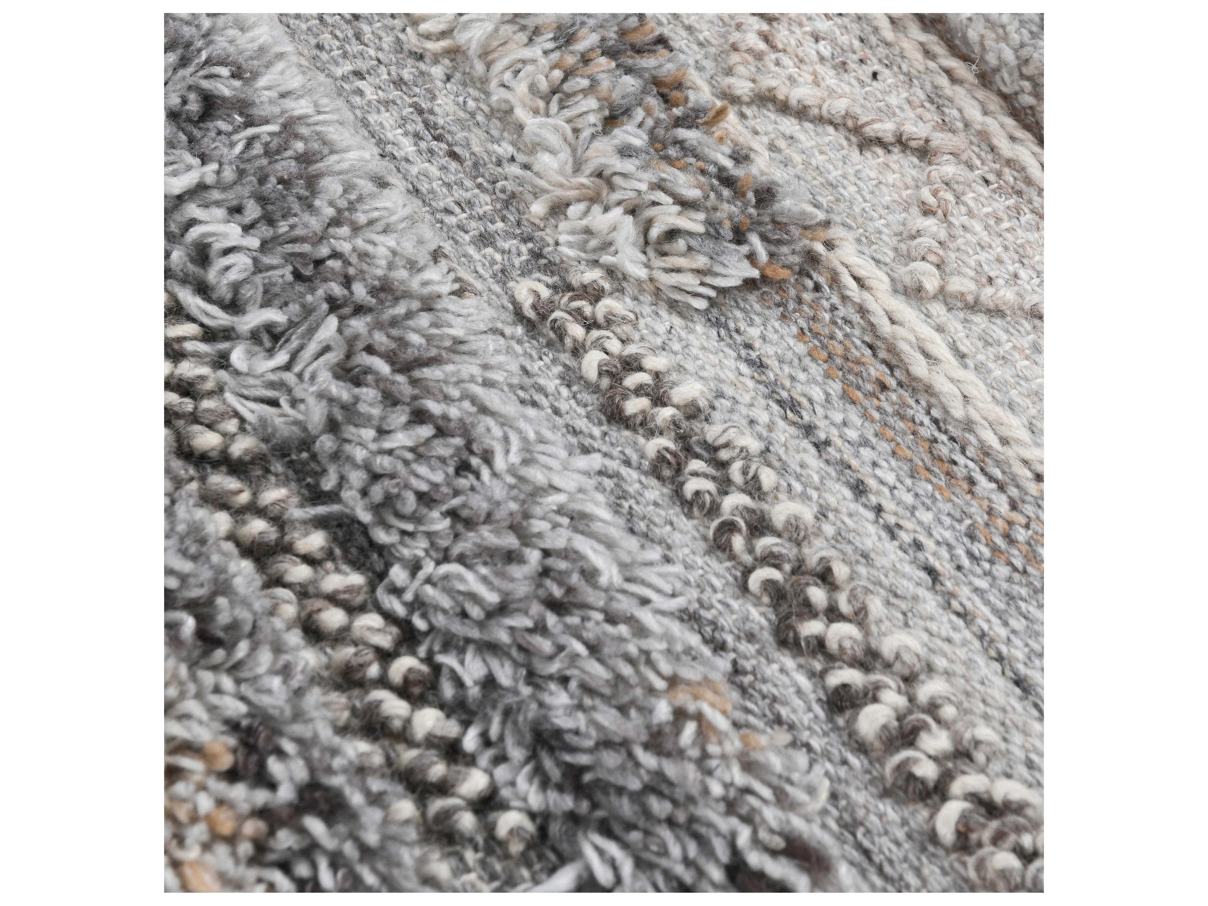 Villa by Classic Home Fallon Striped Area Rug