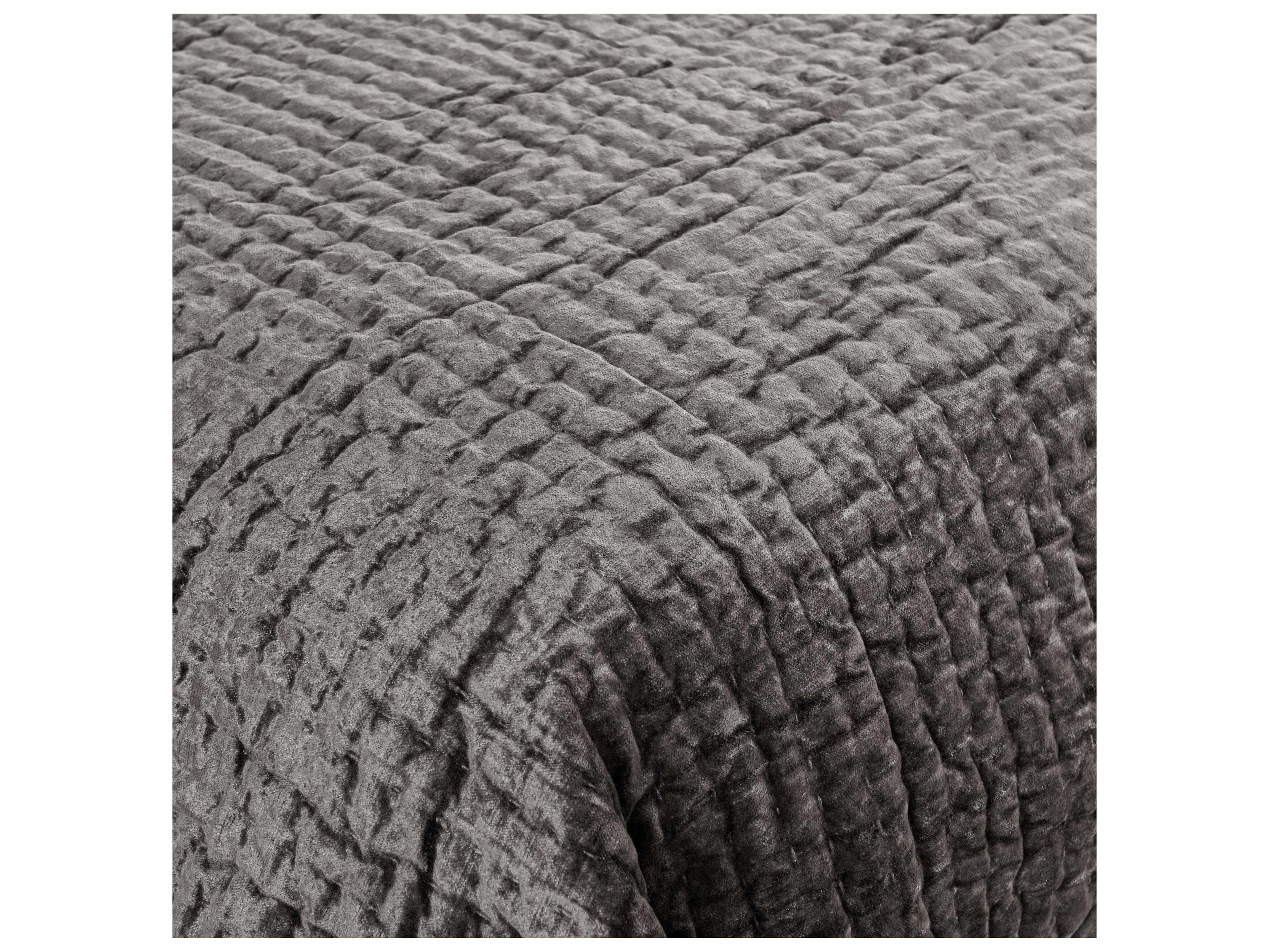 Villa by Classic Home Bari Desert Brown Quilt