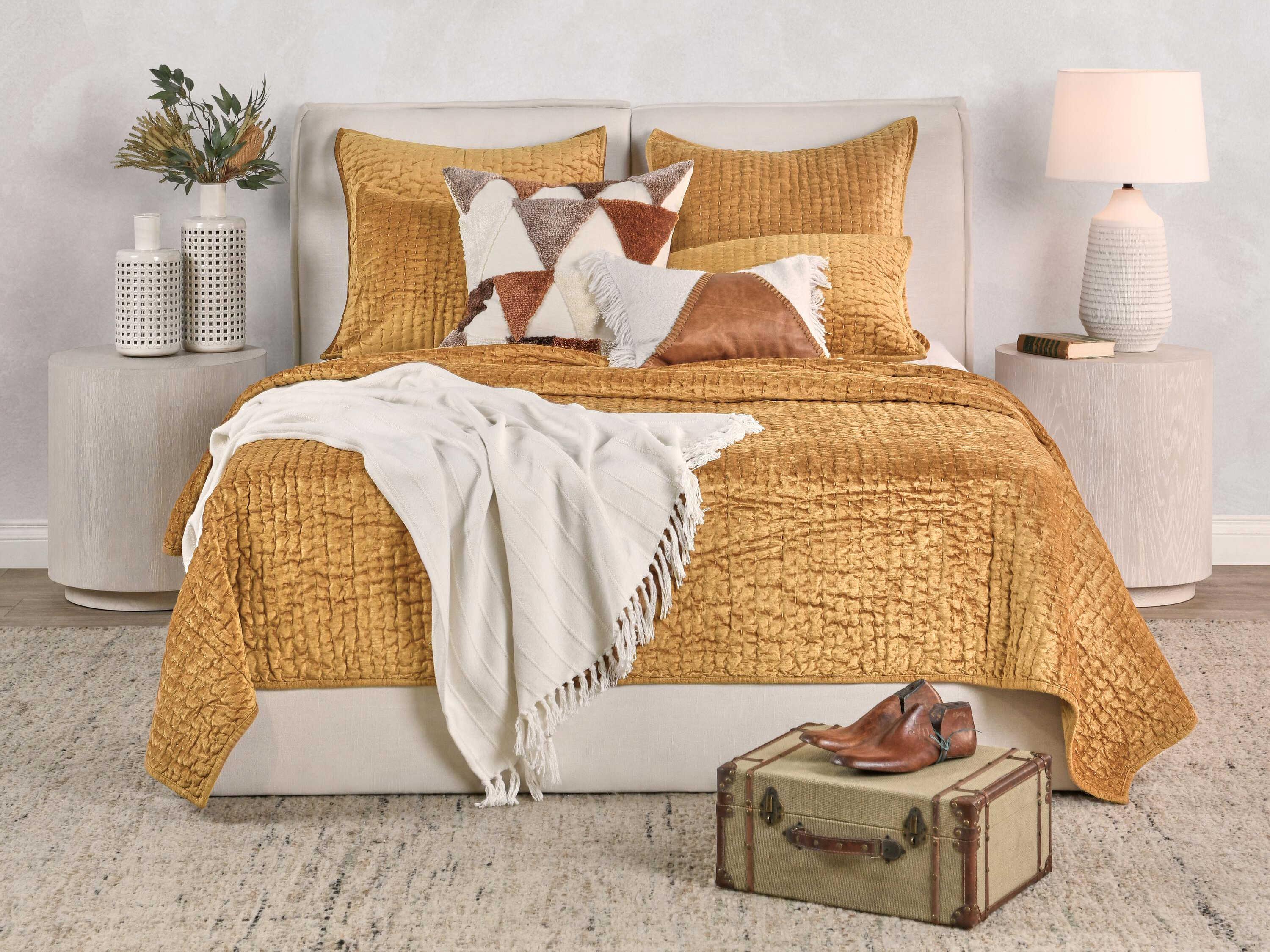 Villa by Classic Home Bari Gold Quilt