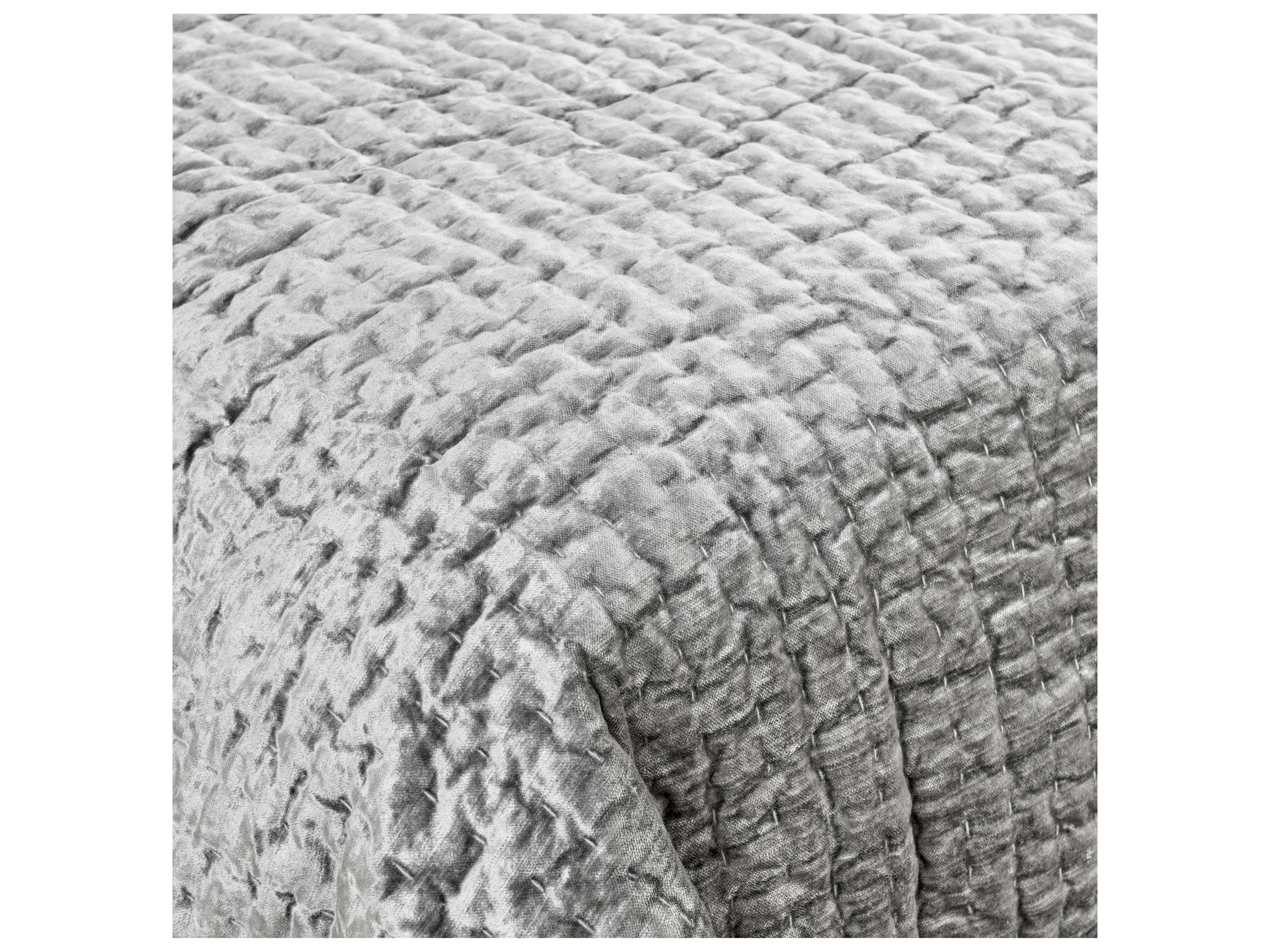 Villa by Classic Home Bari Gray Quilt