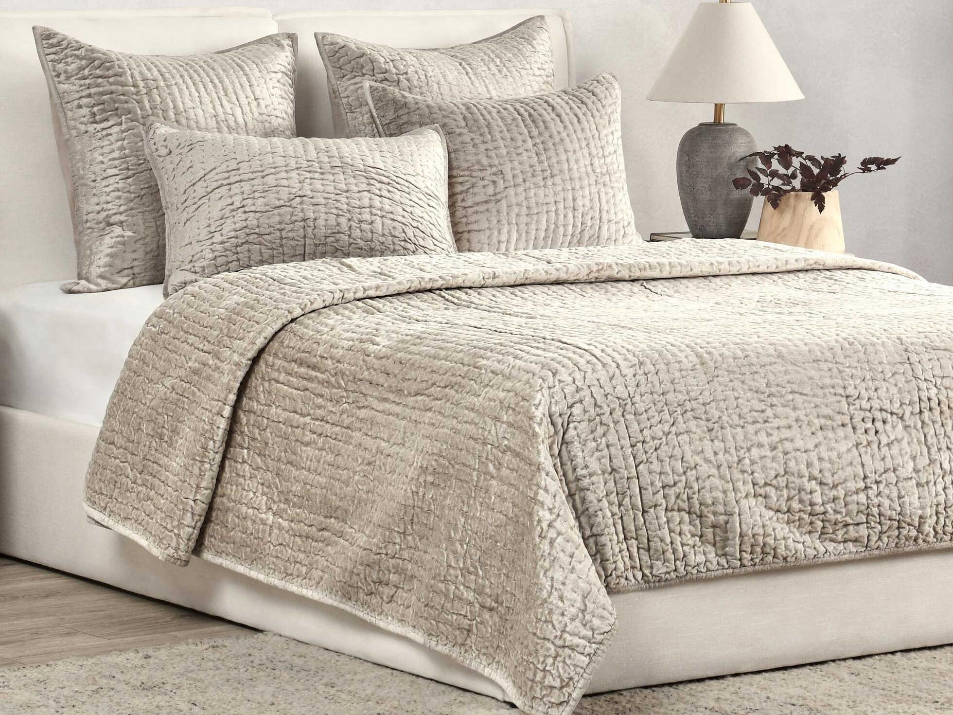 Villa by Classic Home Bari Pebble Beige Quilt