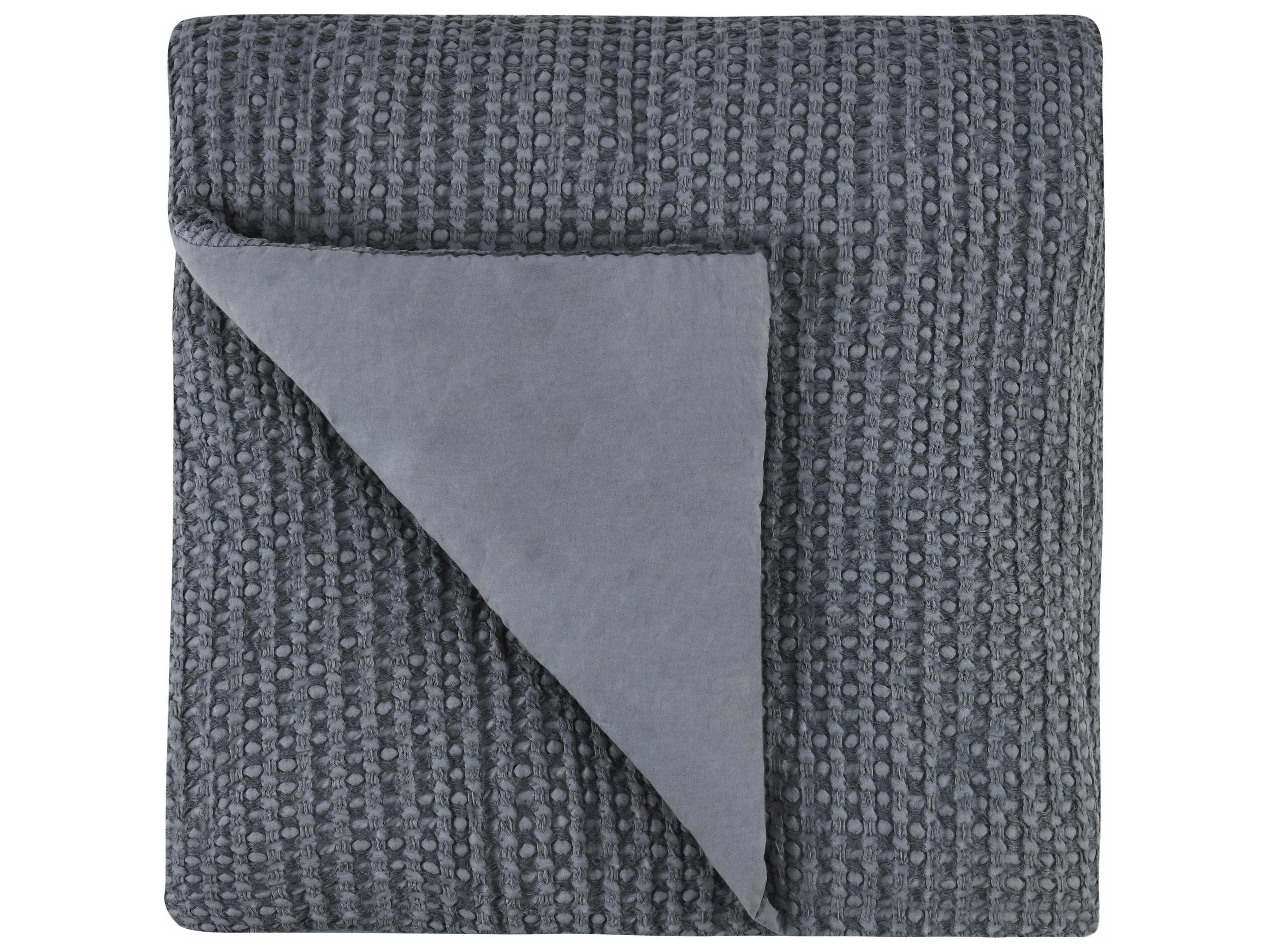 Villa by Classic Home Colmar Marina Blue Quilt