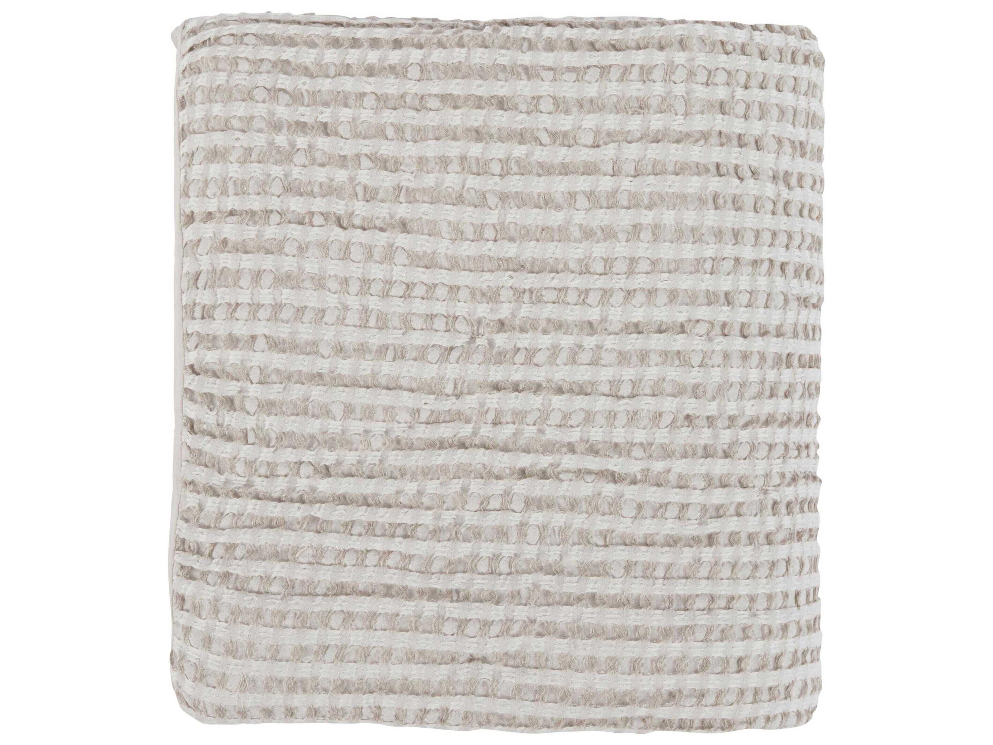 Villa by Classic Home Colmar Natural Quilt