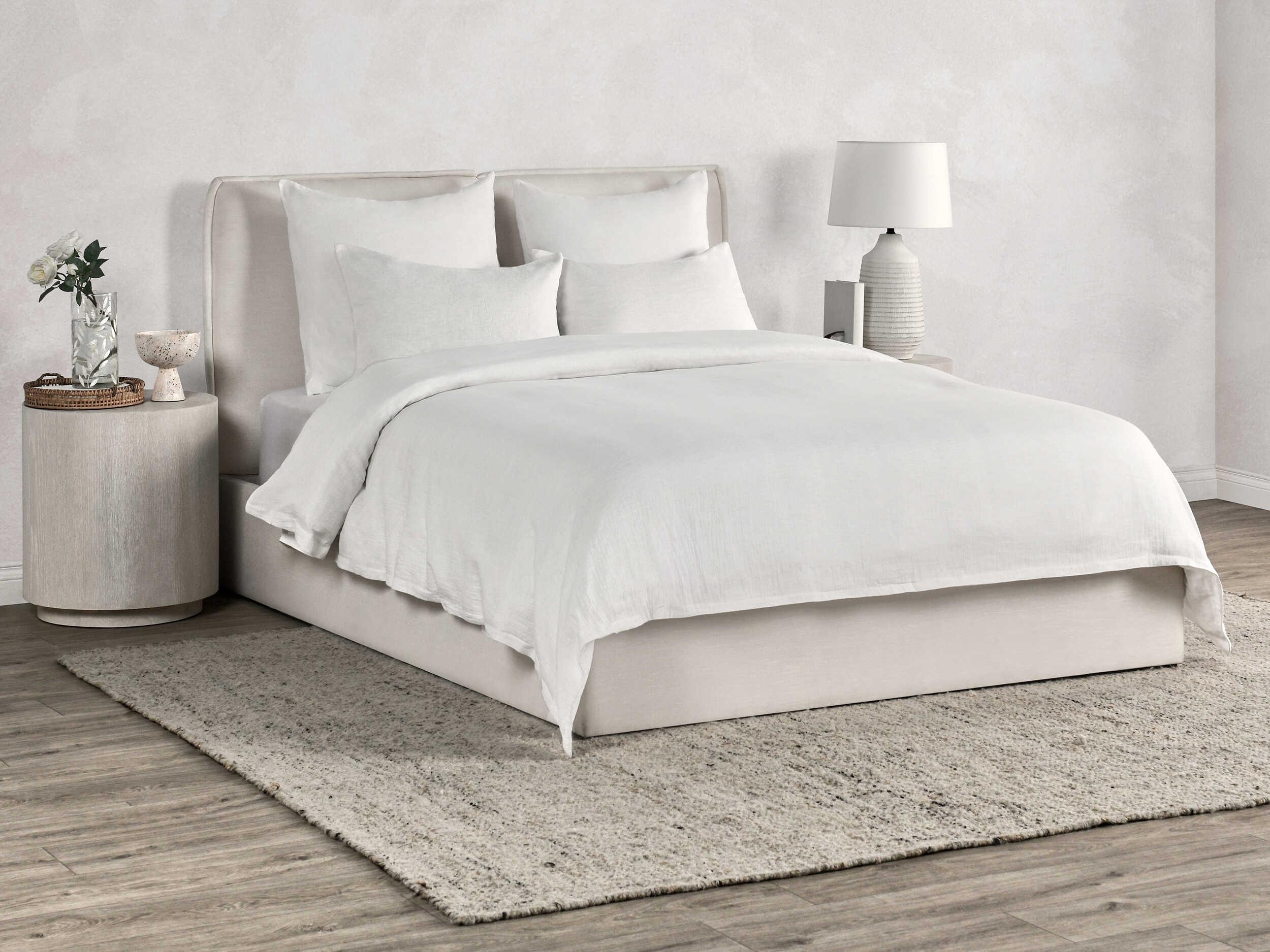 Villa by Classic Home Jayson White Duvet