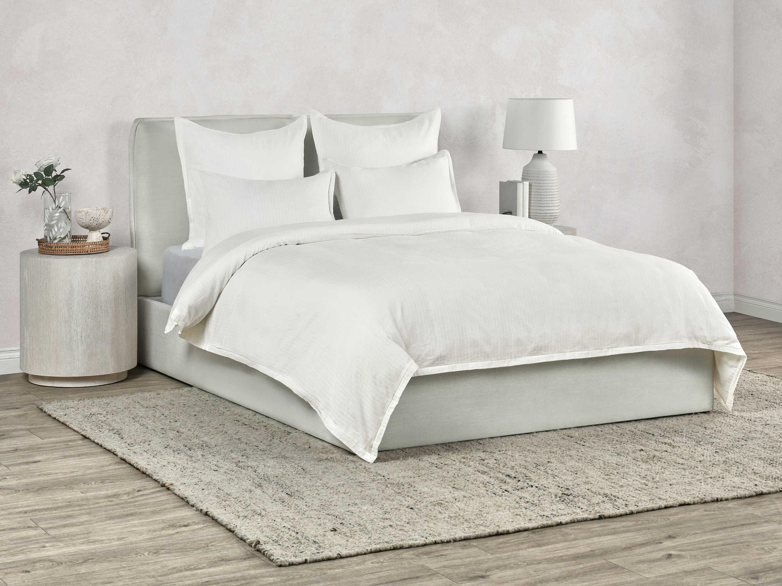 Villa by Classic Home Karina White Duvet
