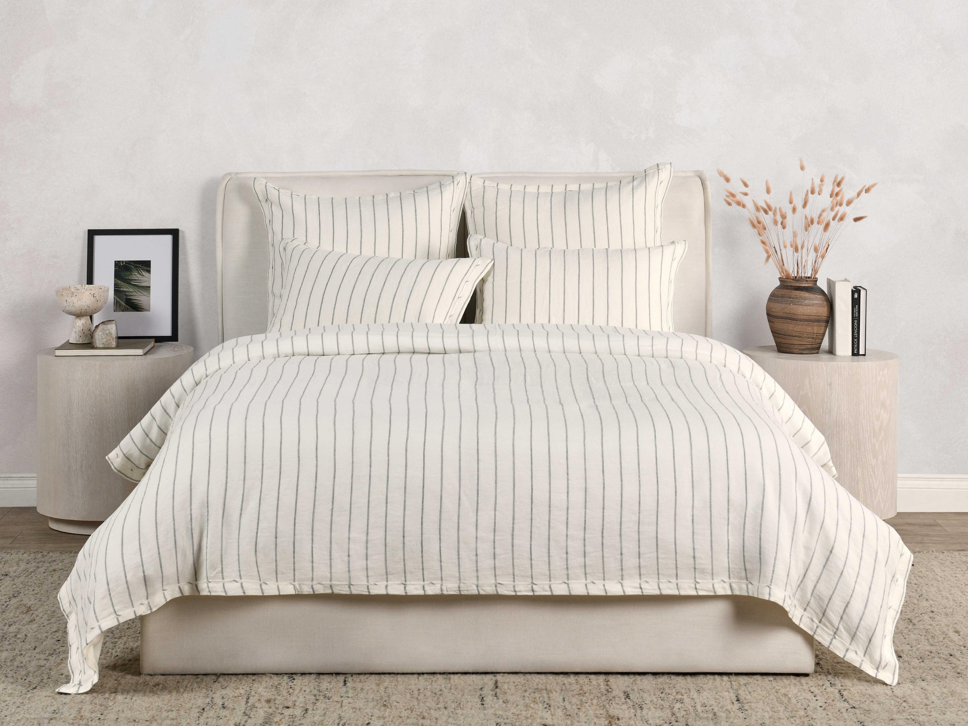 Villa by Classic Home Kingston Ivory Duvet