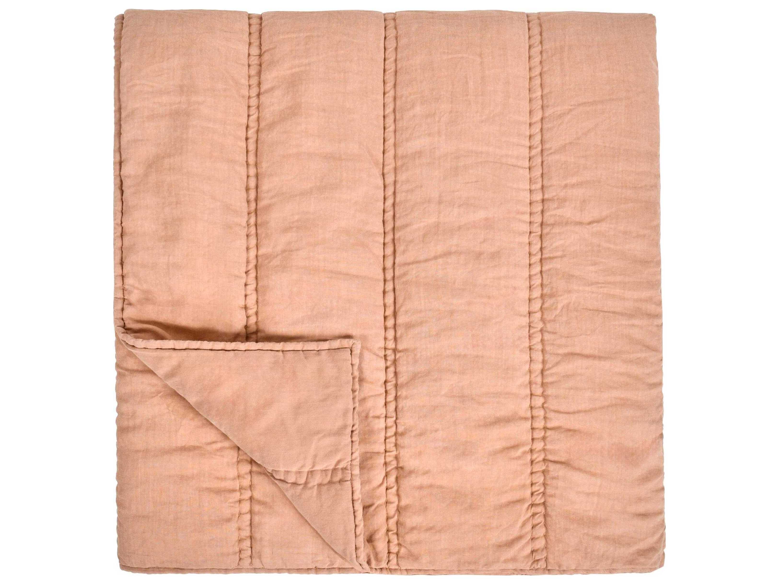 Villa by Classic Home Rowen Clay Quilt