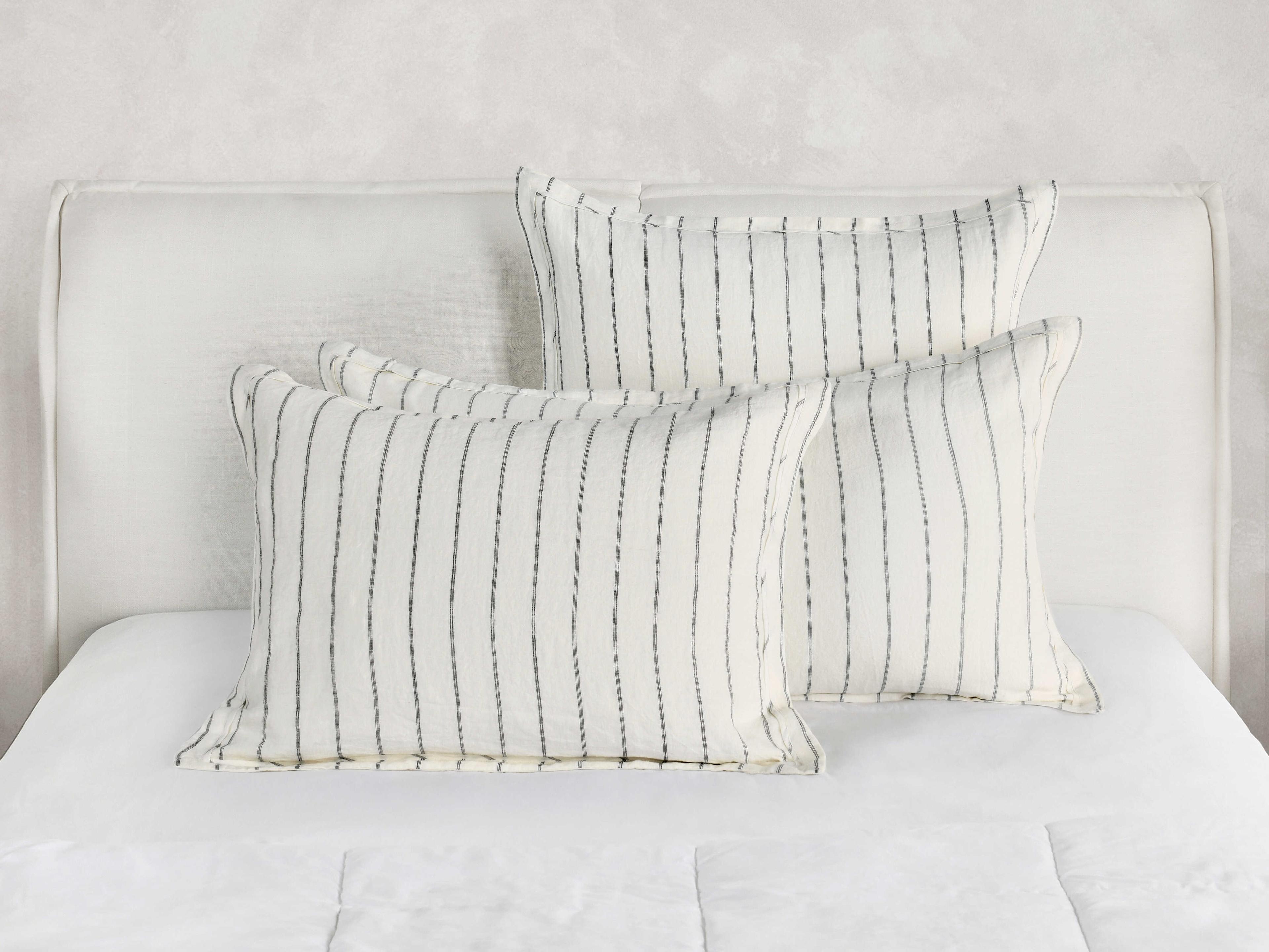 Villa by Classic Home Kingston Ivory King Sham