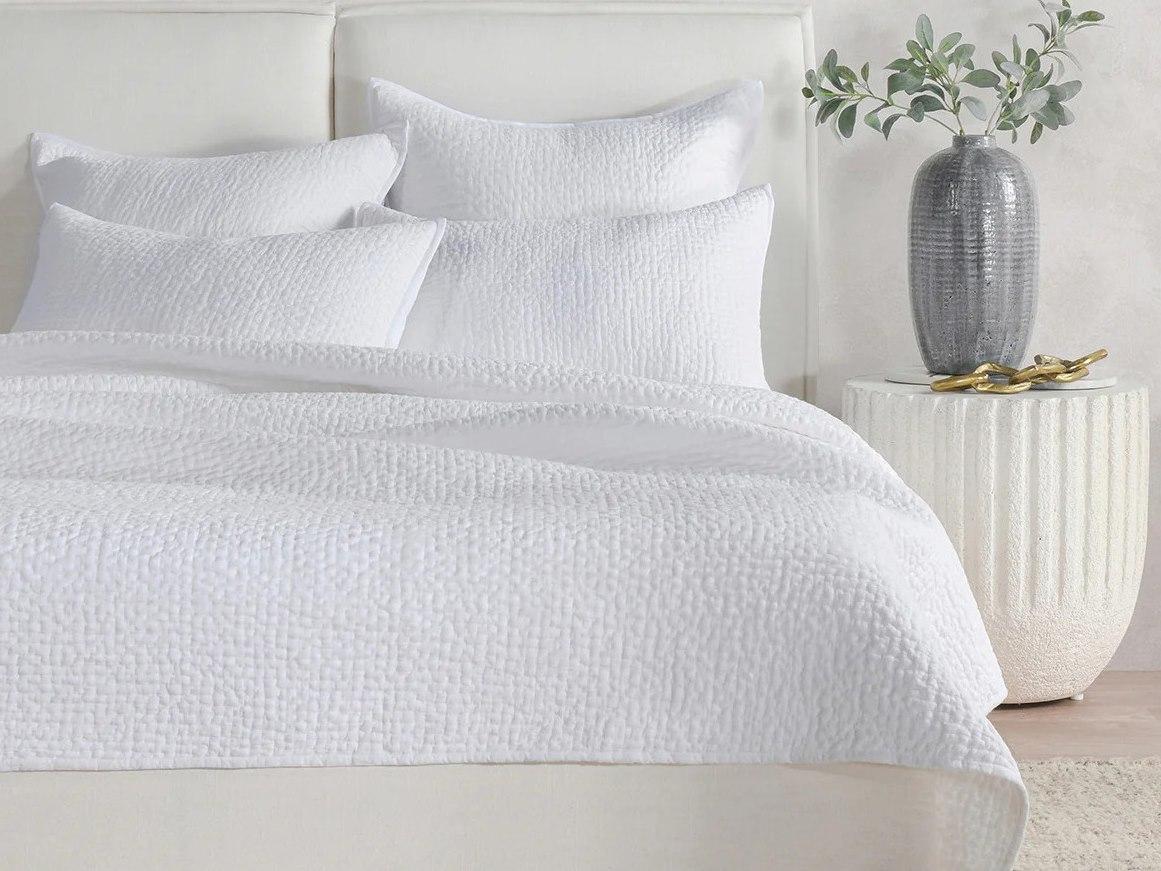 Villa by Classic Home Danica Quilt