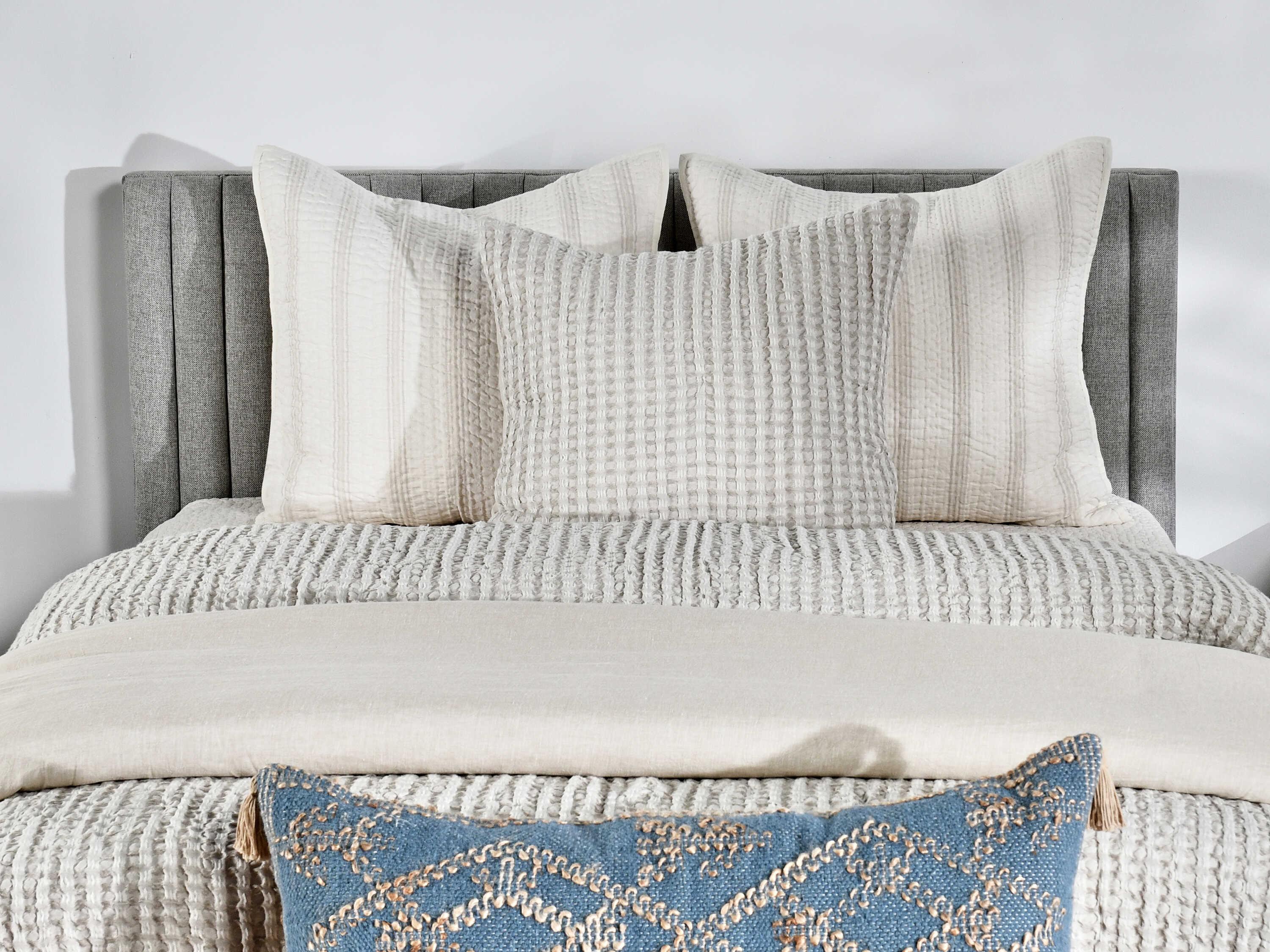 Villa by Classic Home Colmar Natural Sham