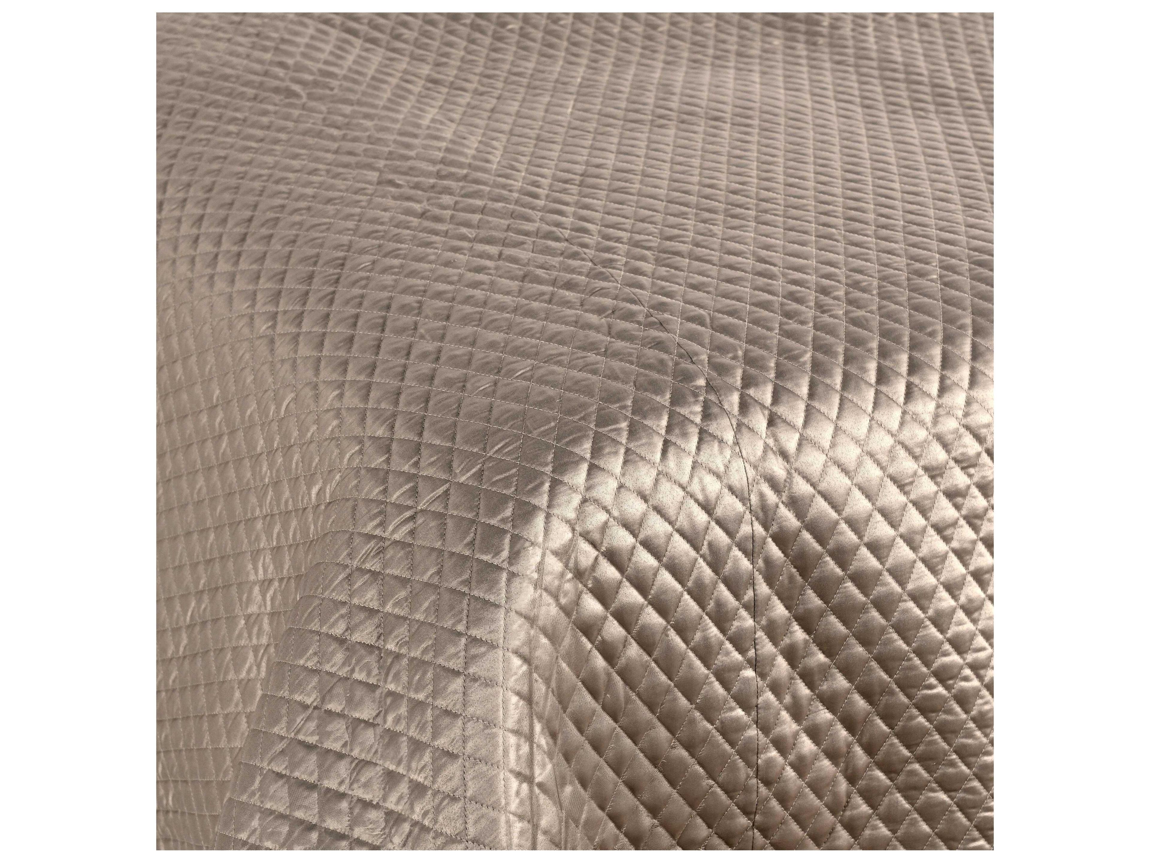 Villa by Classic Home Winthrop Natural Quilt