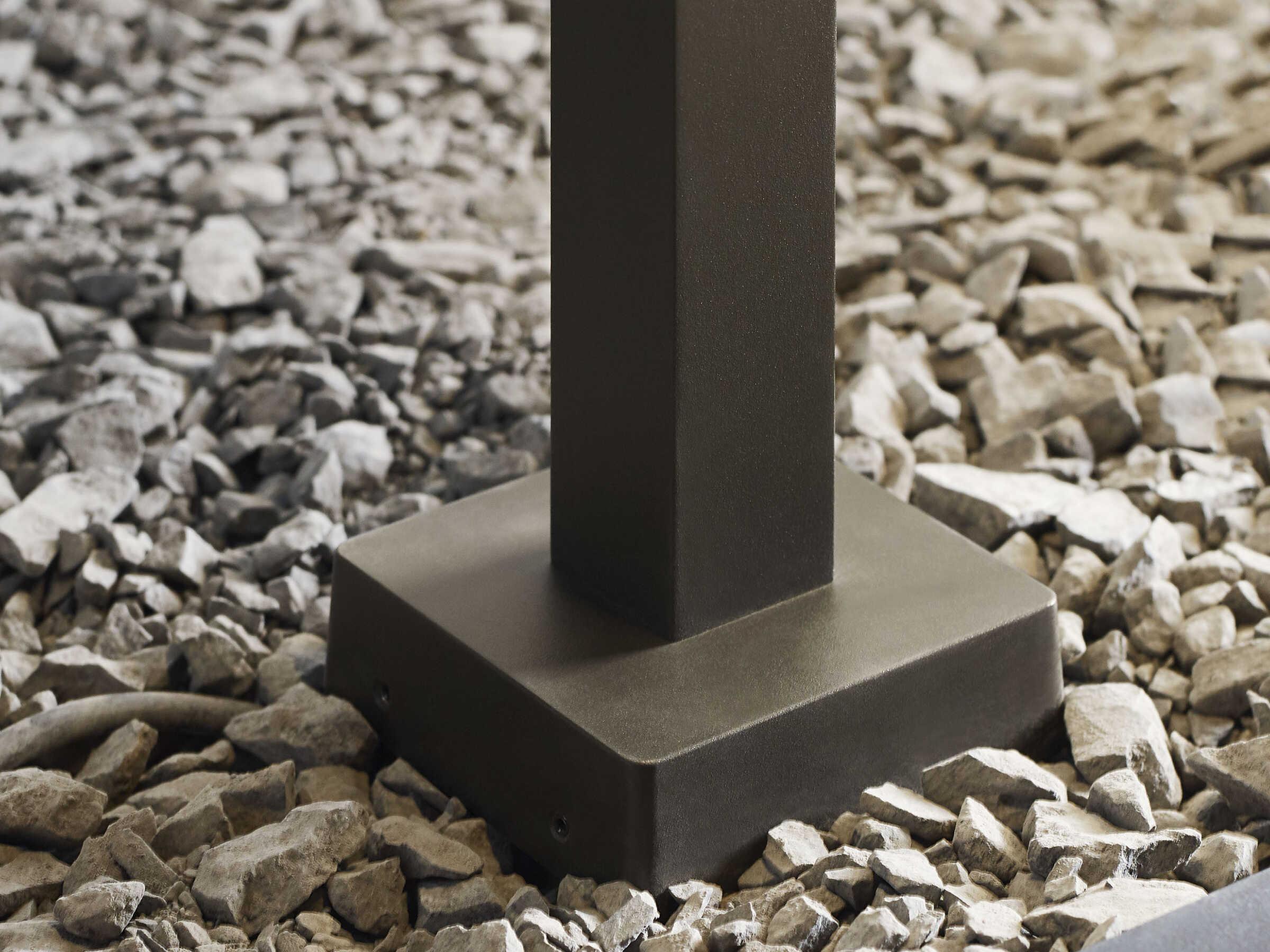 Visual Comfort Modern Strut 1-Light Outdoor Path Light