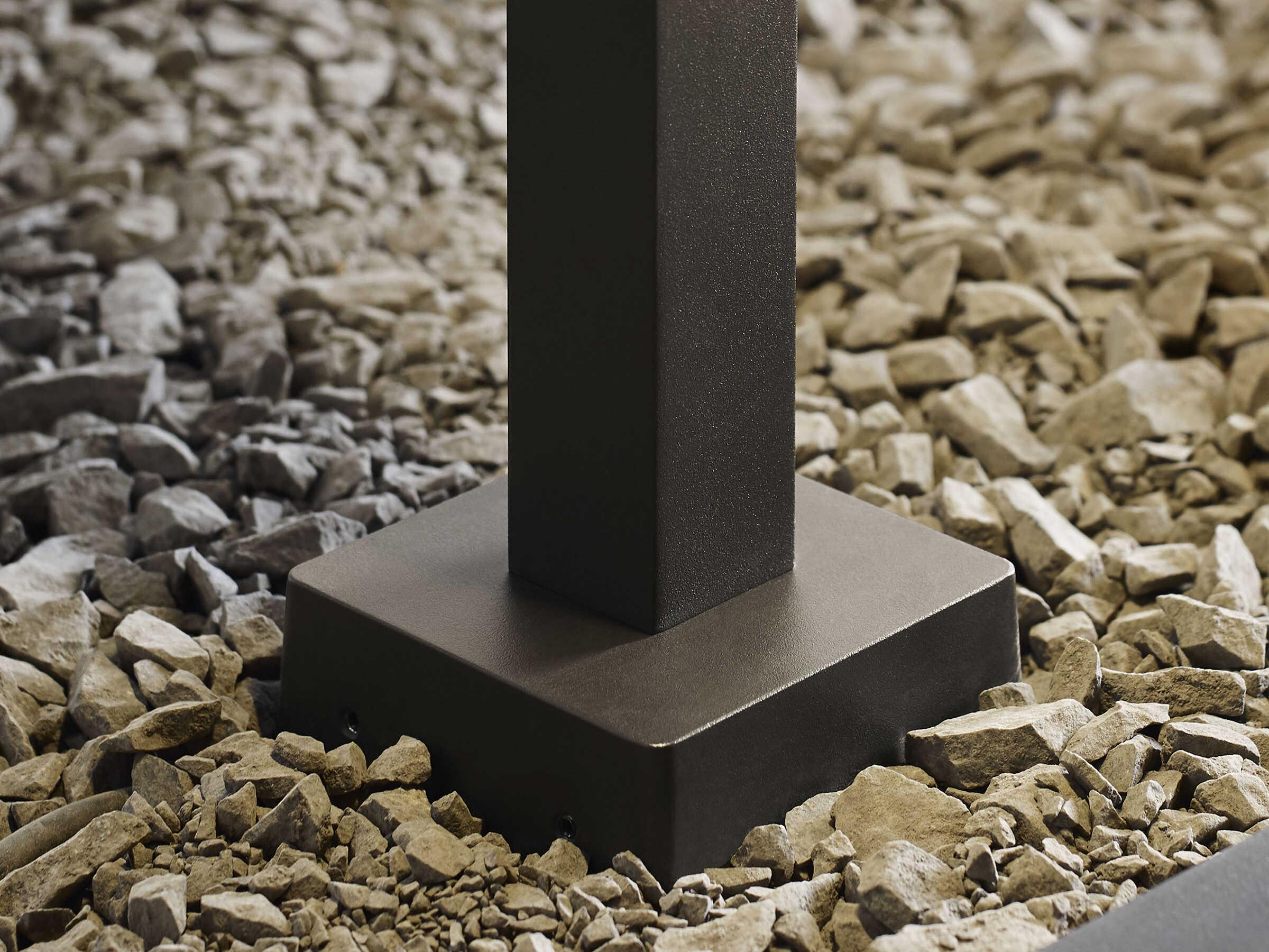 Visual Comfort Modern Strut 1-Light Outdoor Path Light