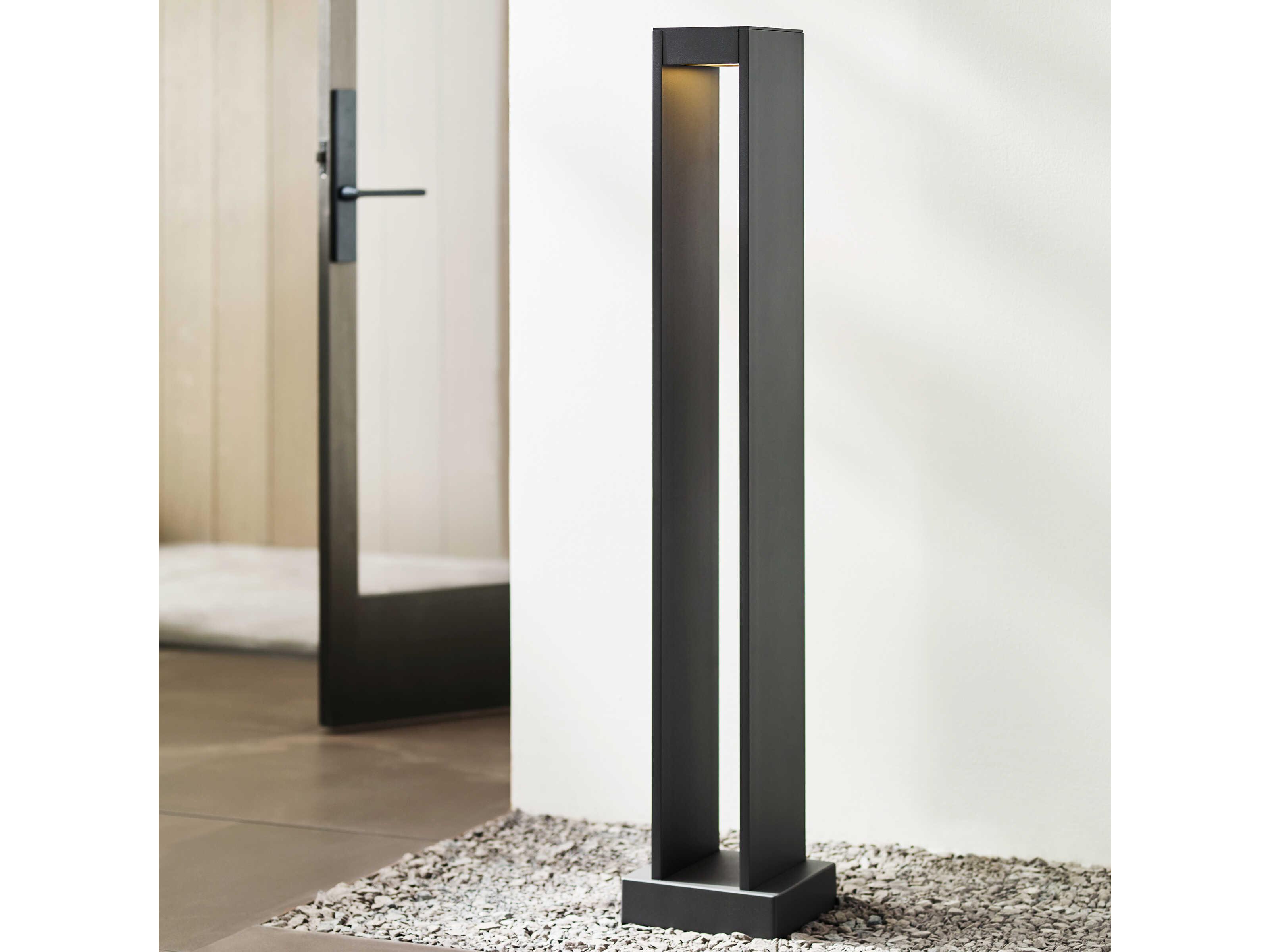 Visual Comfort Modern Syntra 1-Light Outdoor Path Light