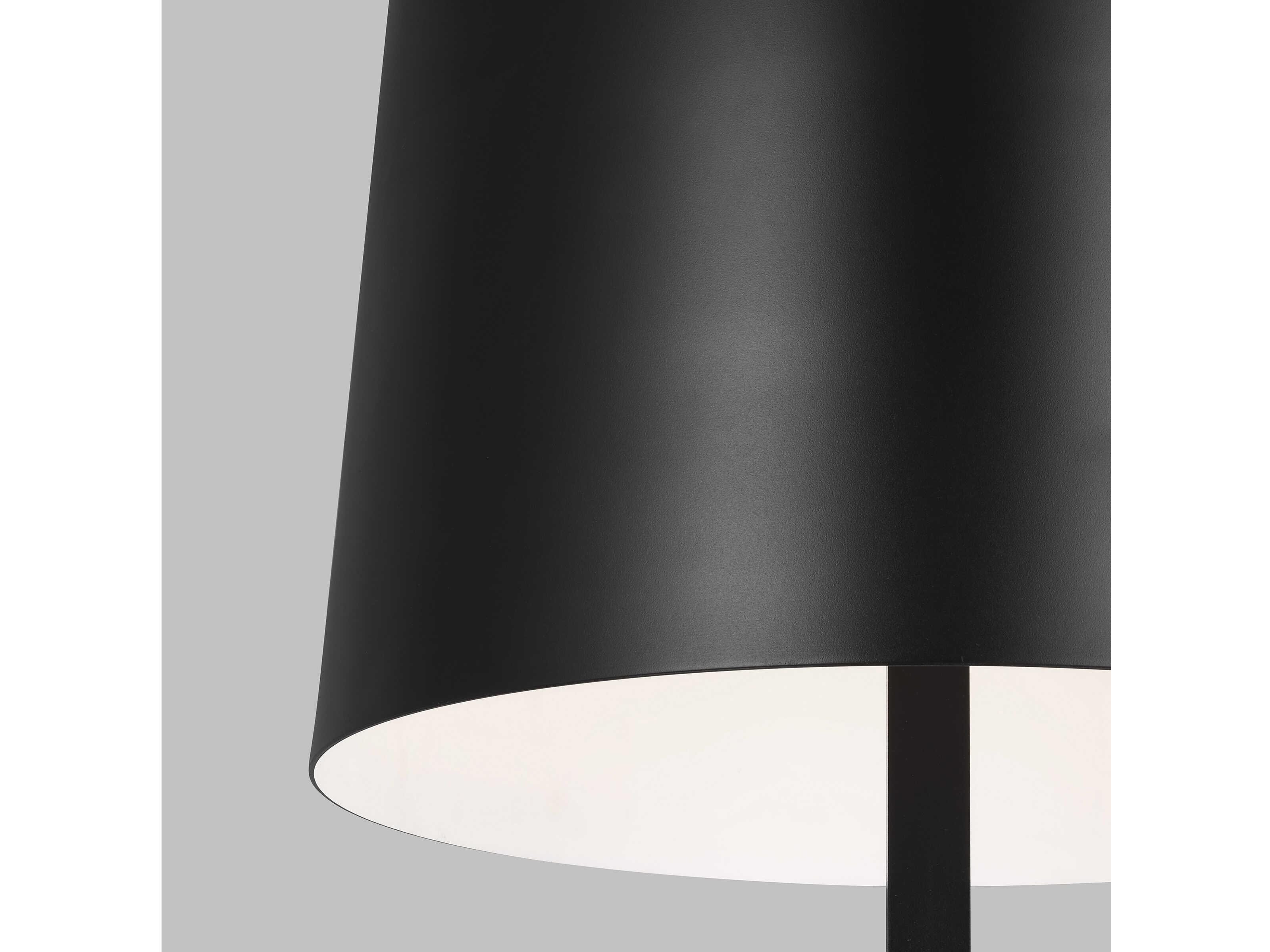 Visual Comfort Modern Lucis 1-Light Outdoor Lamp