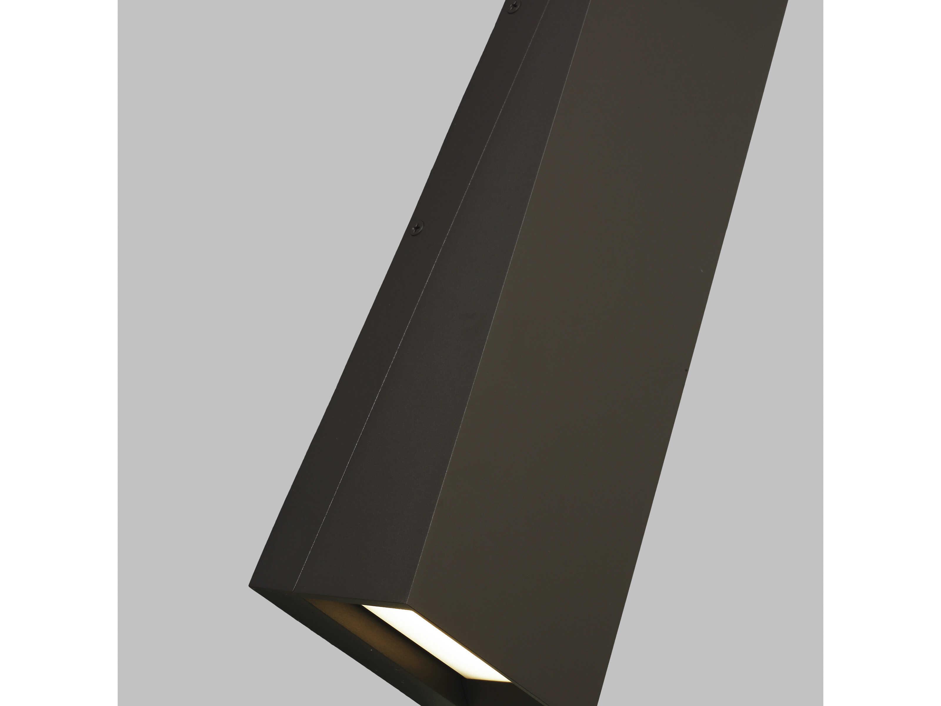 Visual Comfort Modern Pitch 1-Light Outdoor Wall Light