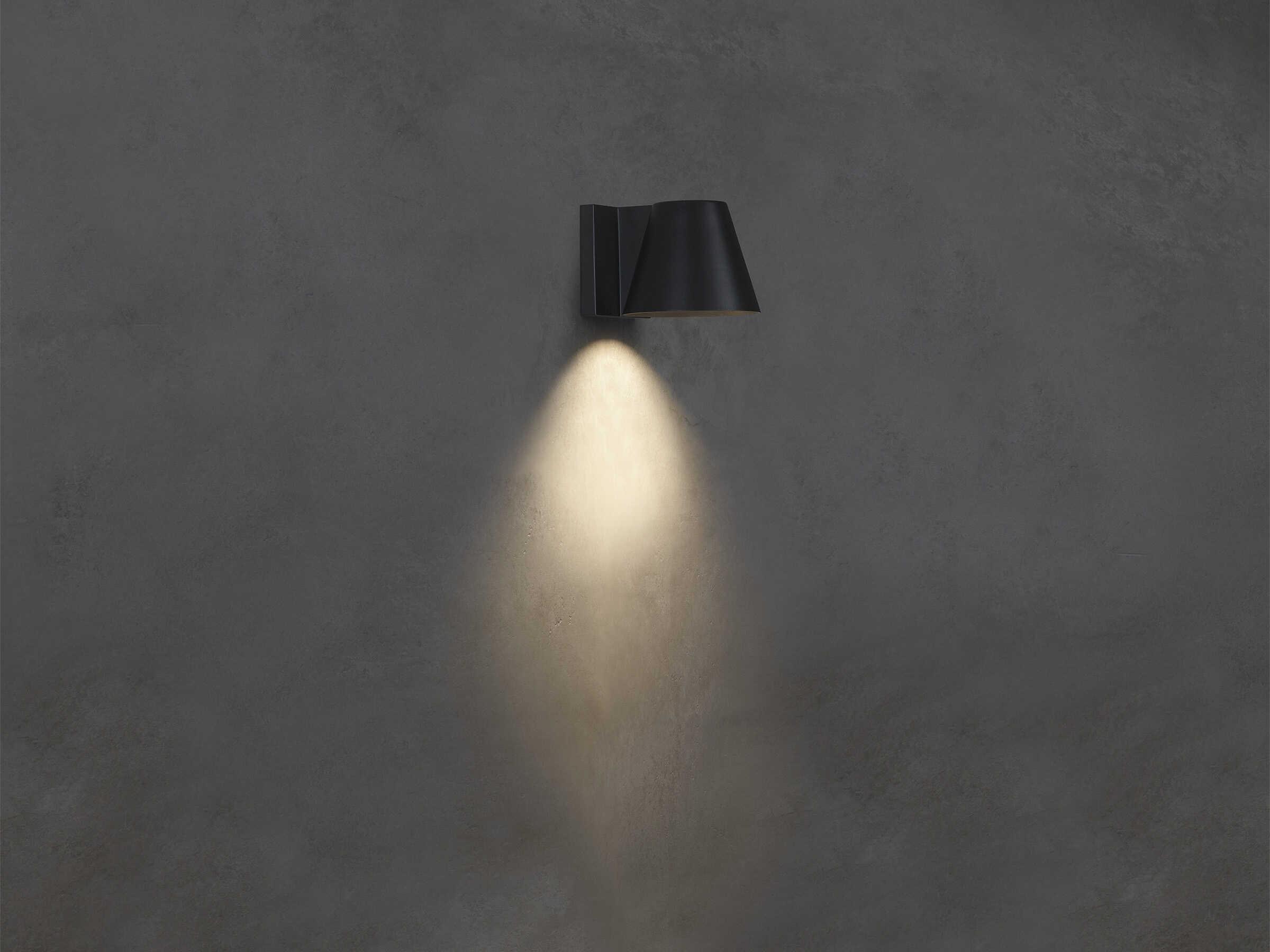 Visual Comfort Modern Bowman 1 - Light Outdoor Wall Light