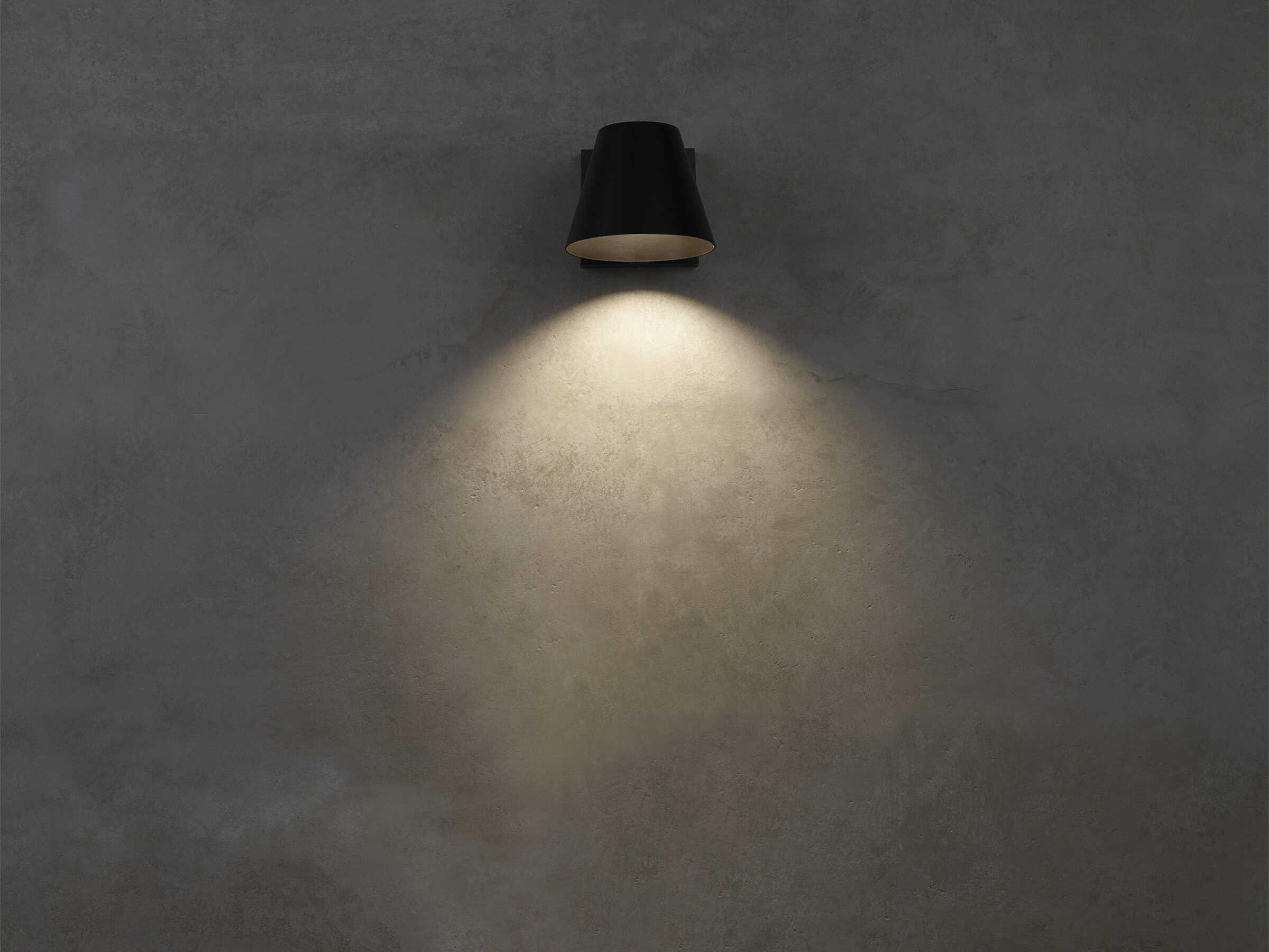 Visual Comfort Modern Bowman 1 - Light Outdoor Wall Light