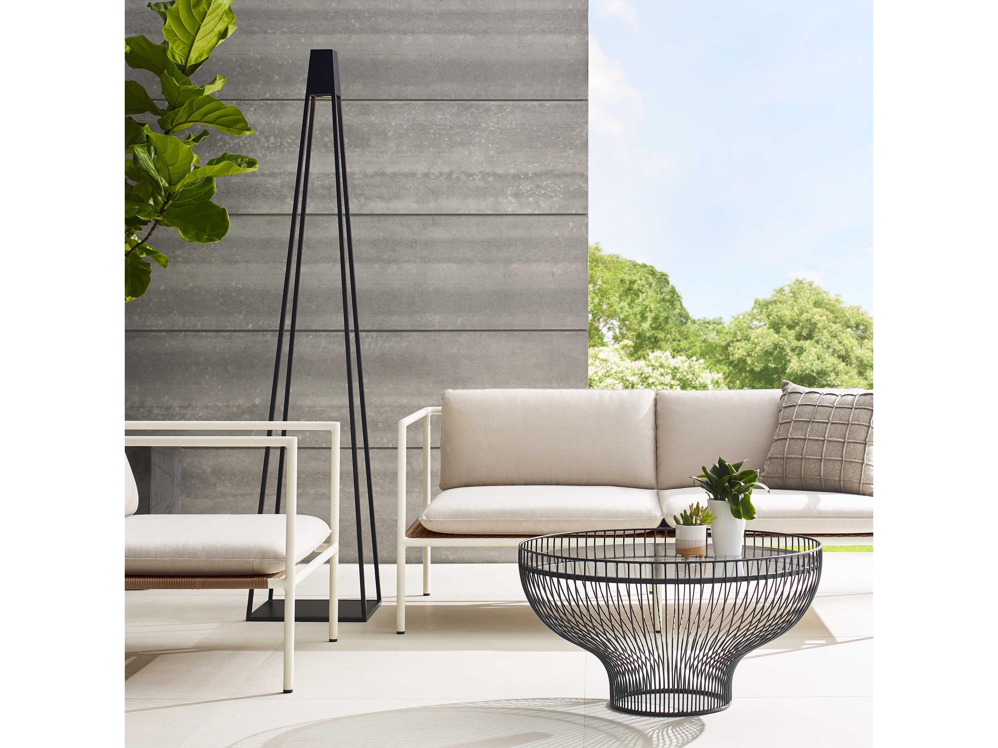 Visual Comfort Modern Apex 1-Light Outdoor Lamp