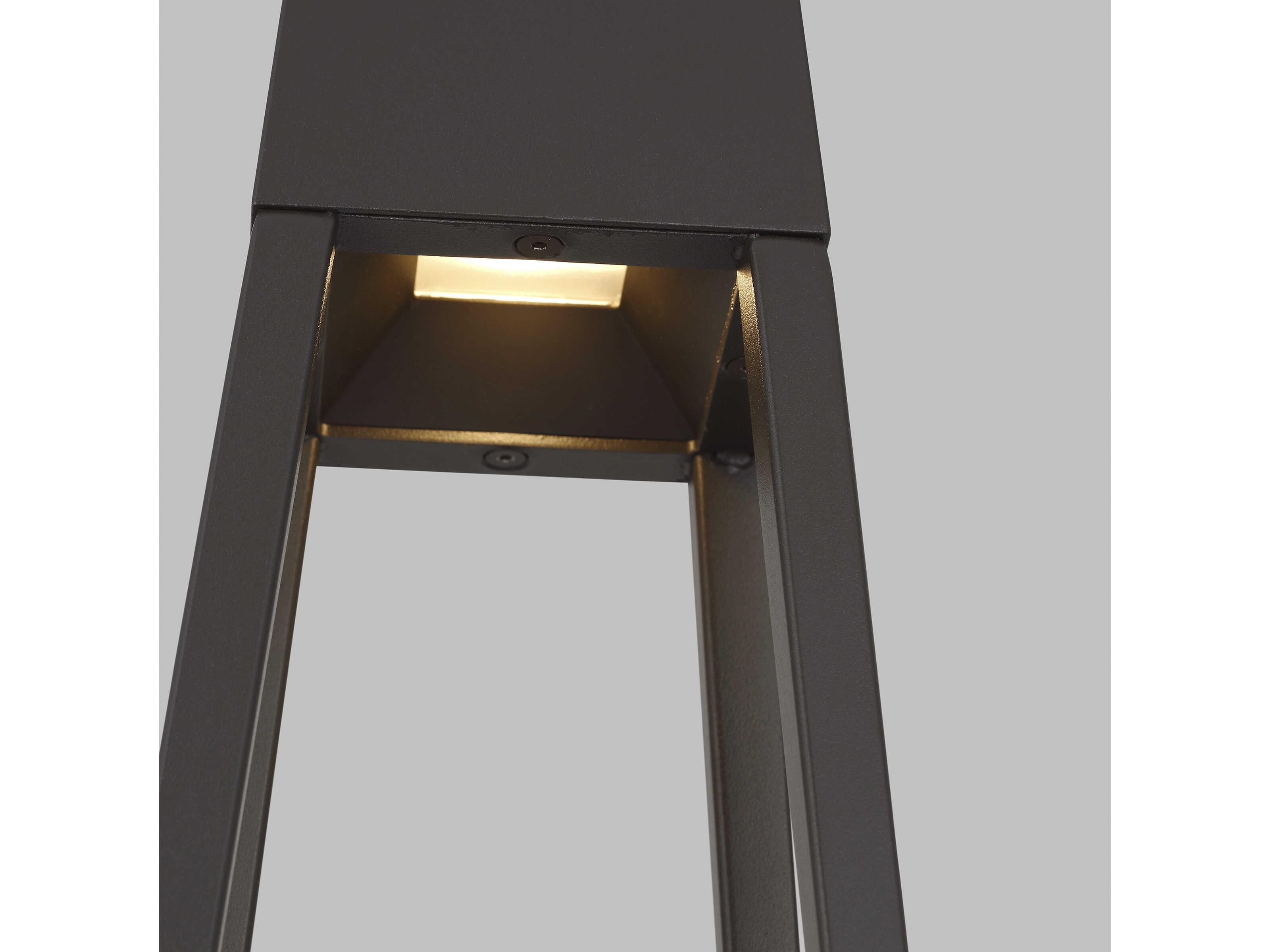 Visual Comfort Modern Apex 1-Light Outdoor Lamp