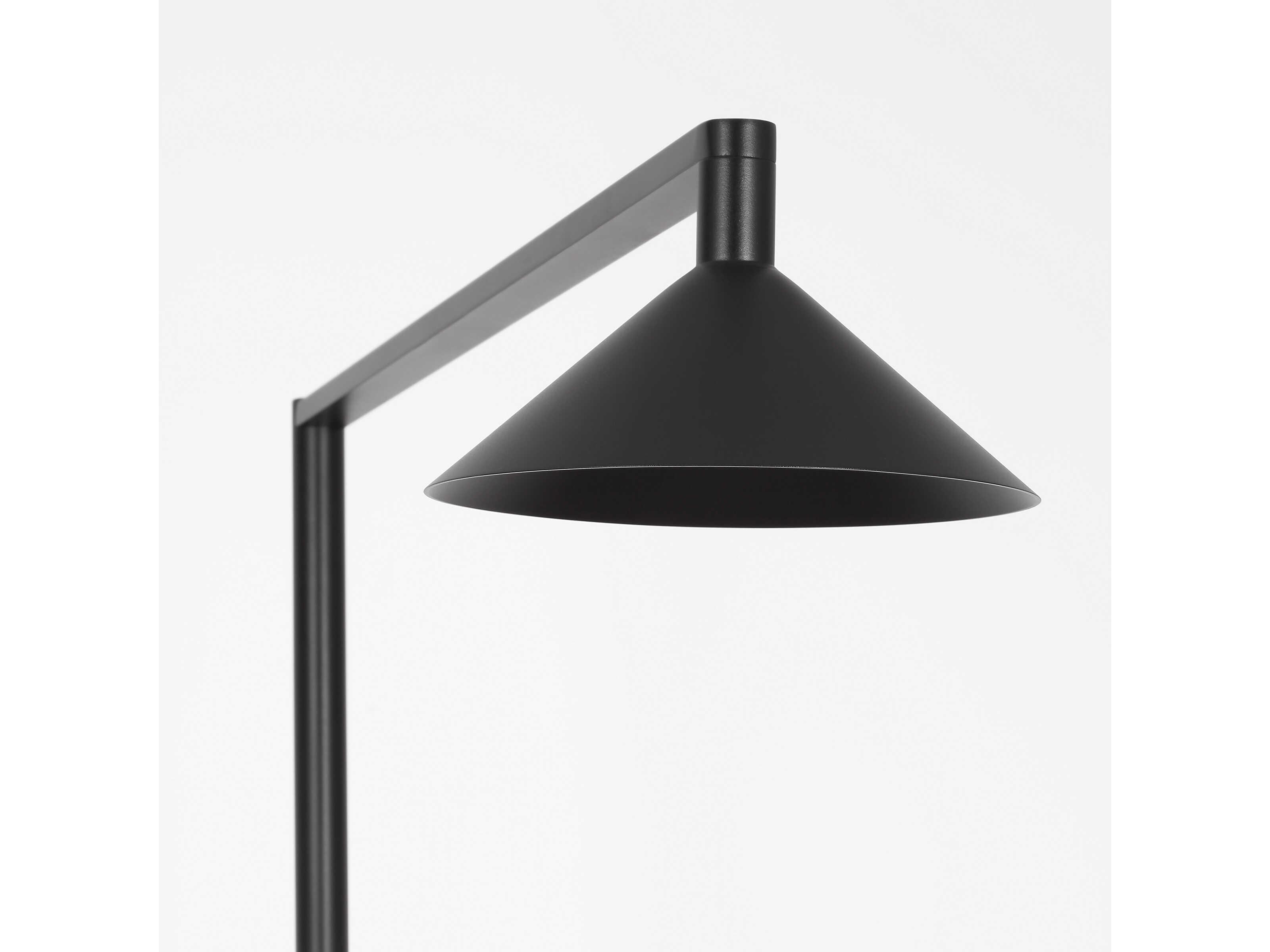 Visual Comfort Modern Mill 1-Light Outdoor Lamp