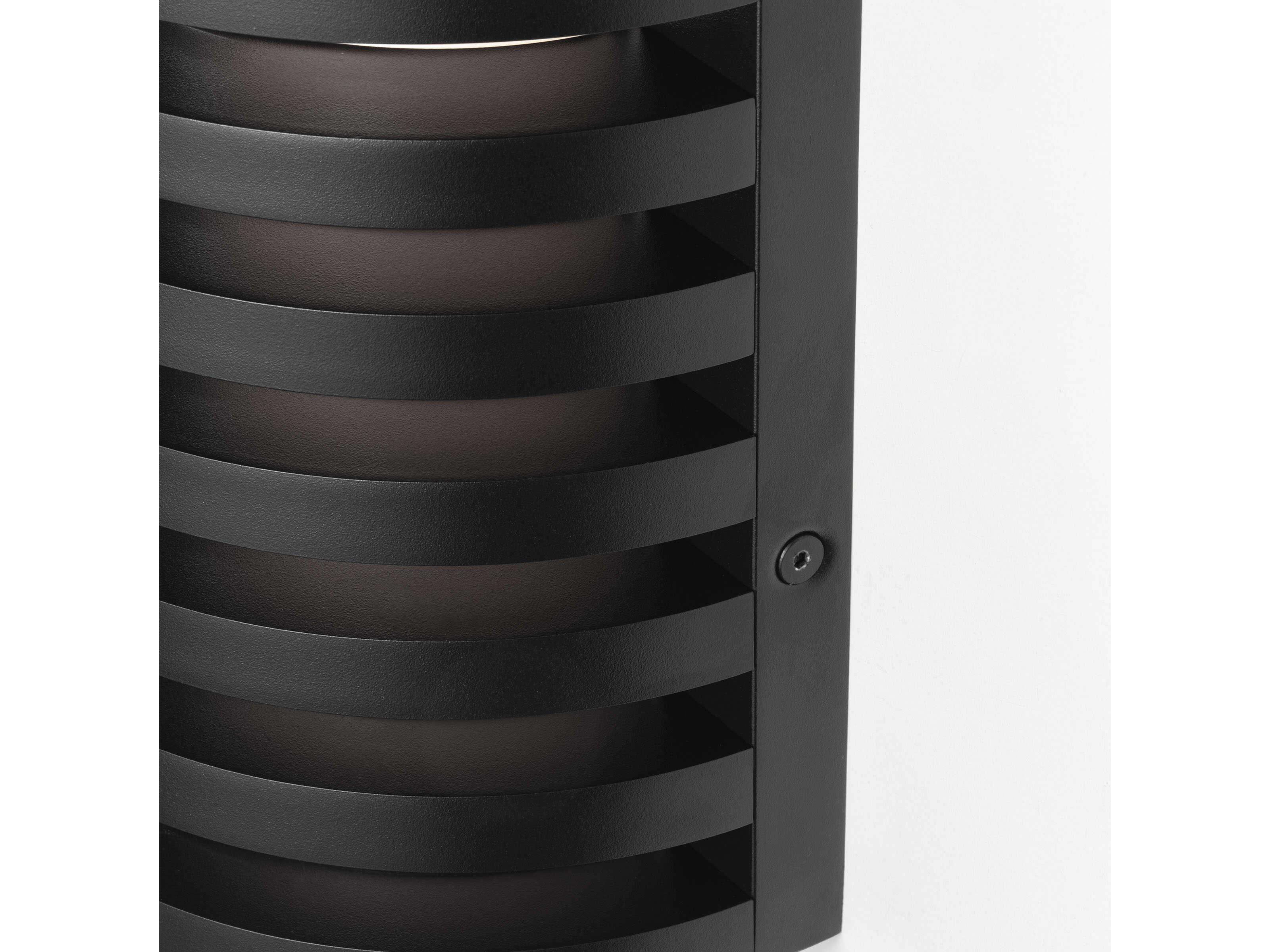 Visual Comfort Modern Quoddy 1-Light Outdoor Wall Light