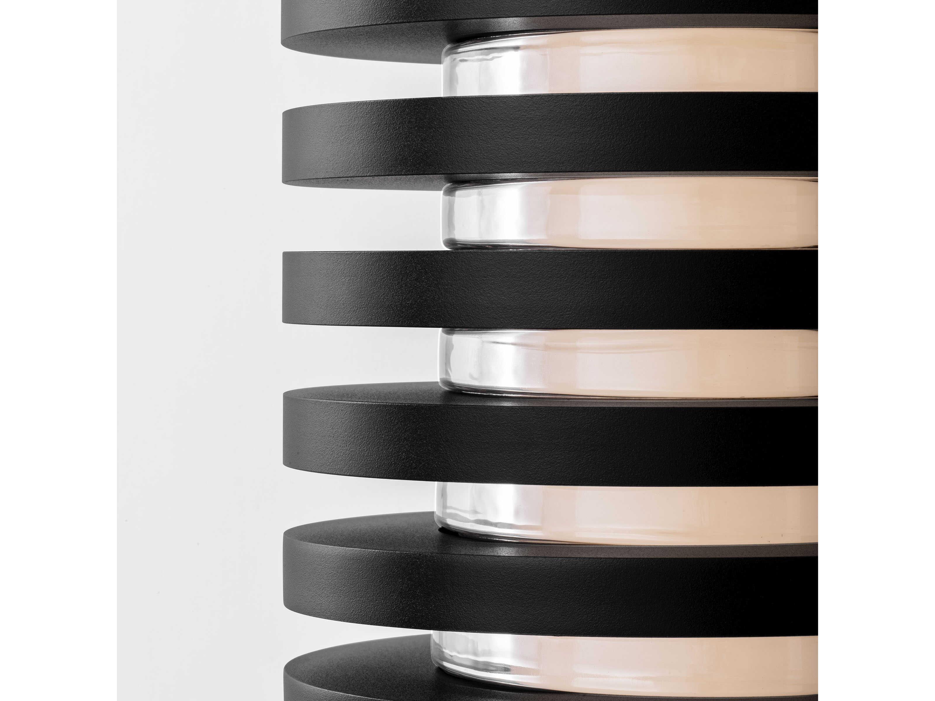 Visual Comfort Modern Quoddy 1-Light Outdoor Wall Light