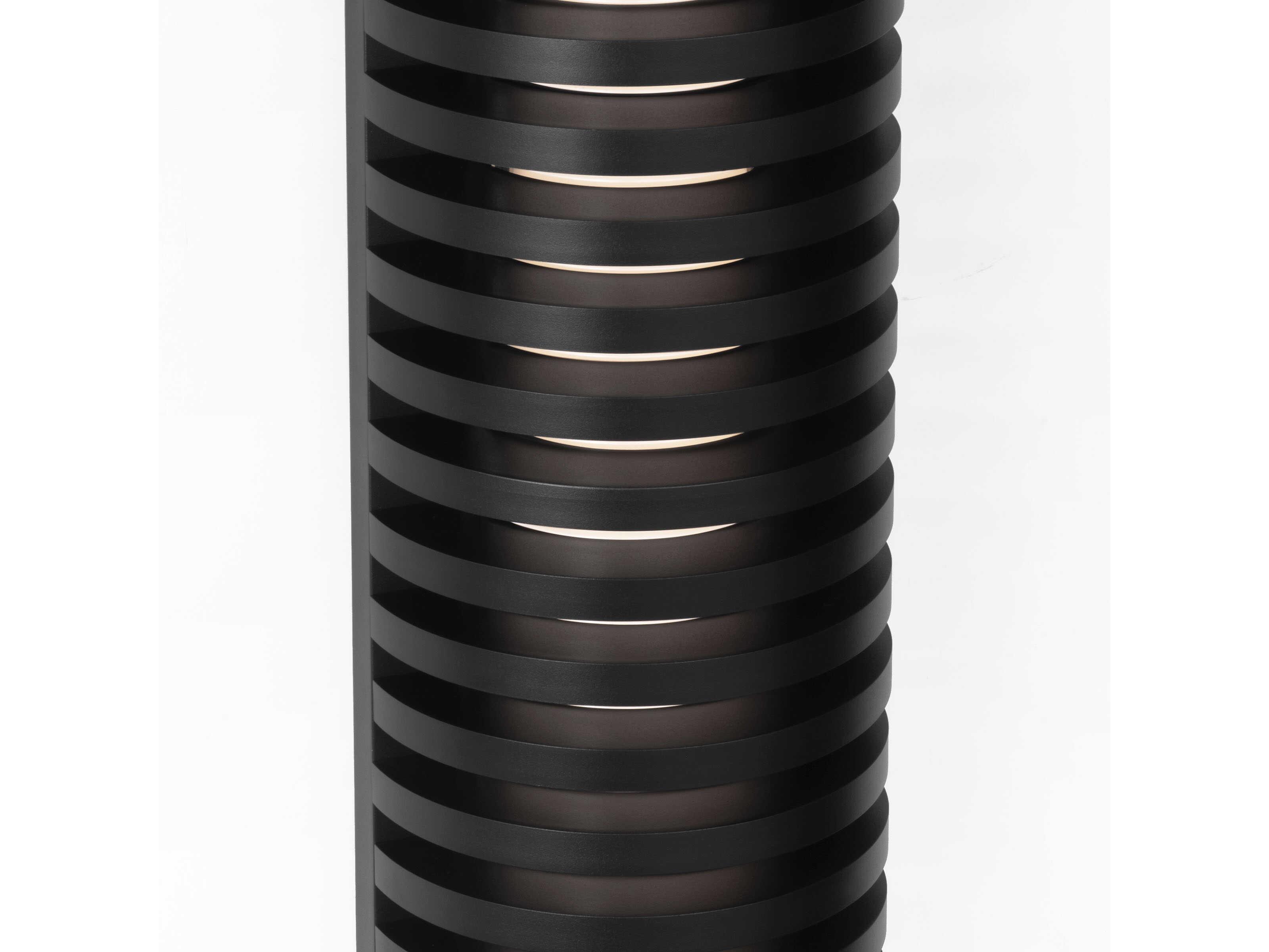 Visual Comfort Modern Quoddy 1-Light Outdoor Wall Light