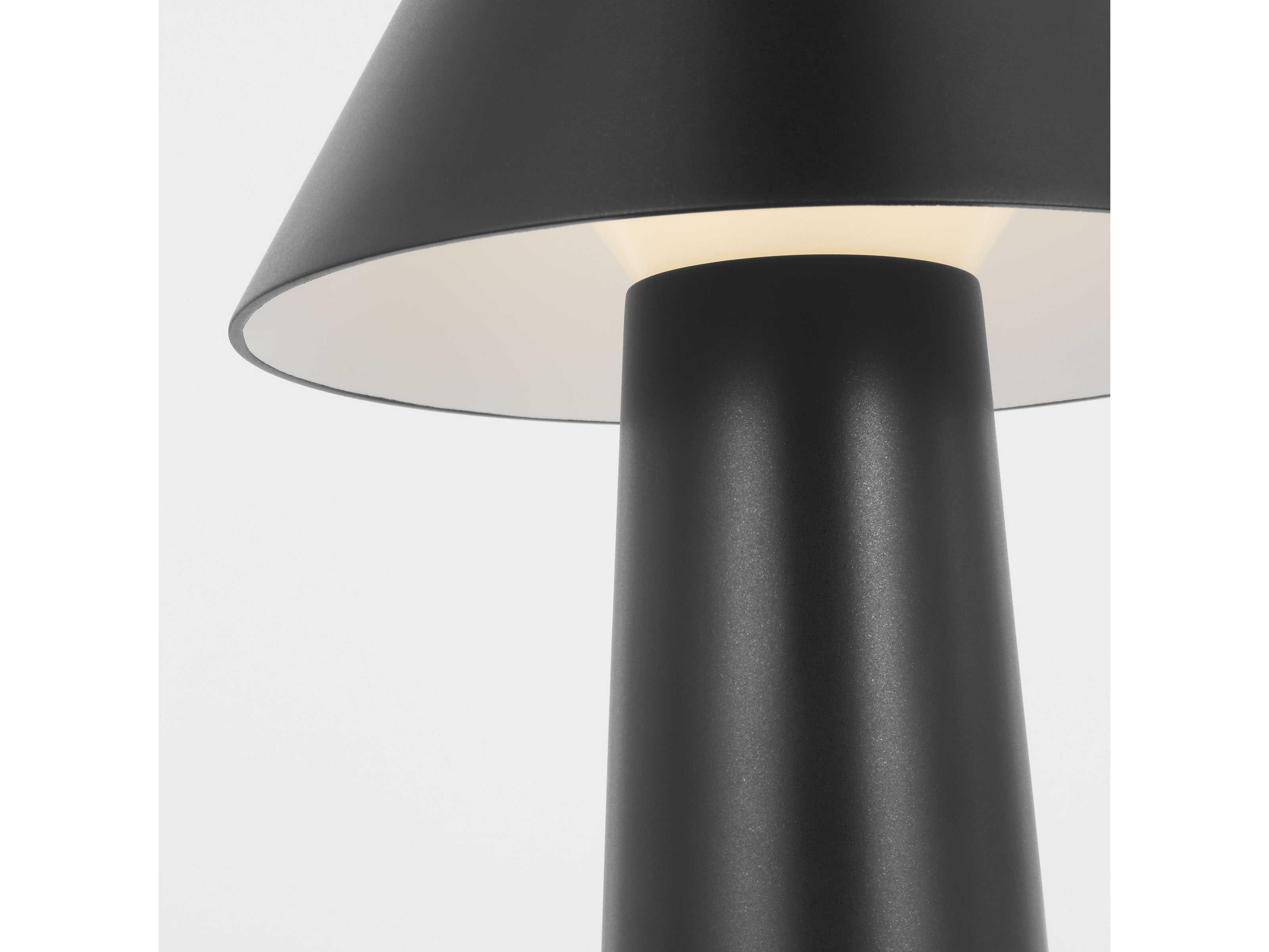 Visual Comfort Modern Sesa 1-Light Outdoor Lamp